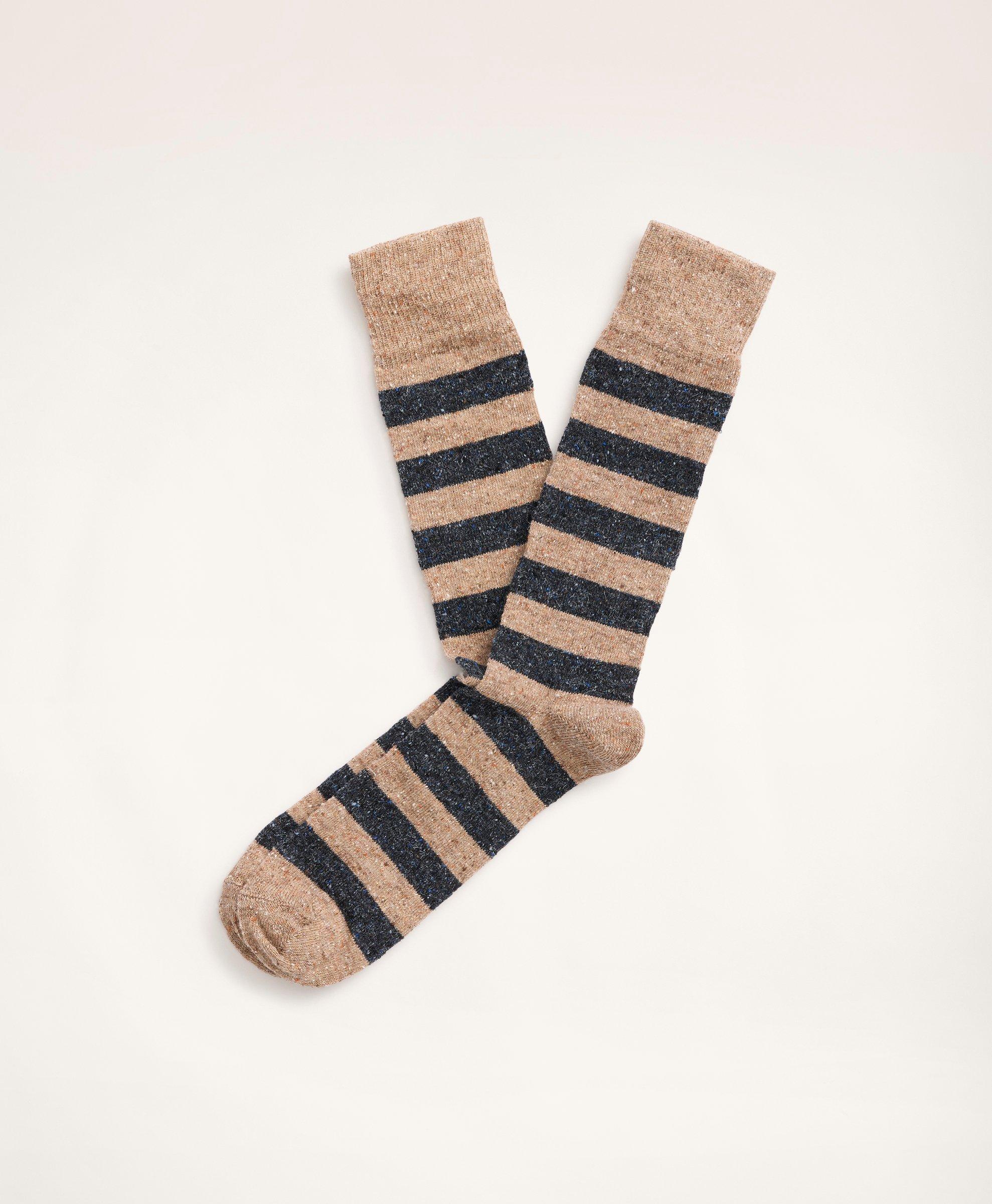 Brown deals athletic socks