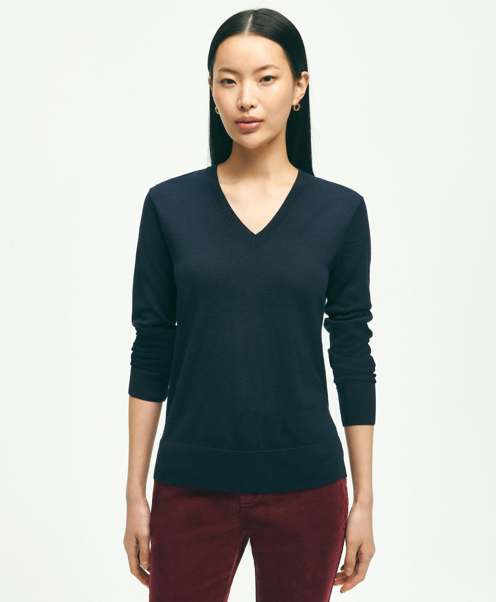 Merino Wool V-Neck Sweater Navy