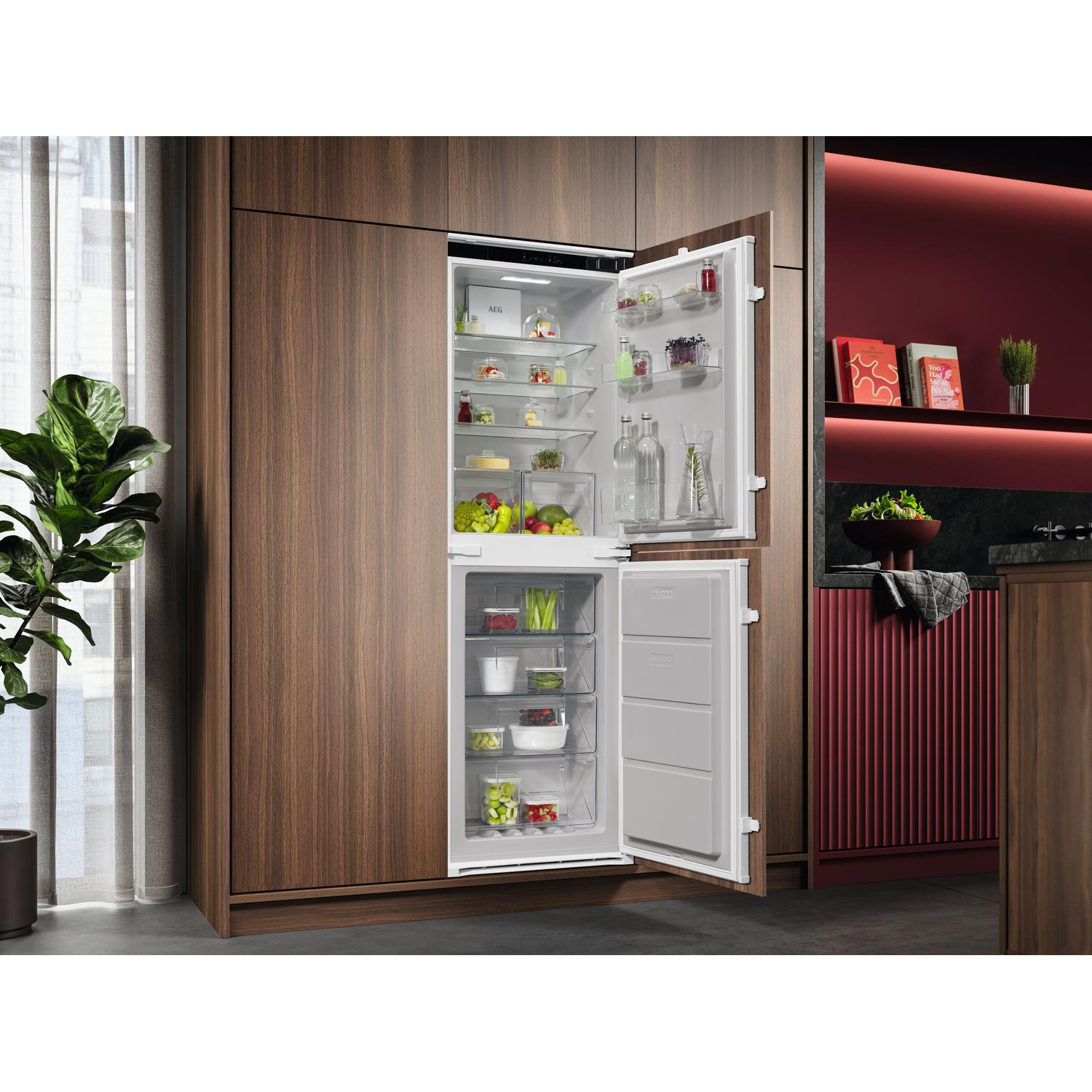 http://cdn.media.amplience.net/i/euronics/AEGNSC7T185ES_14