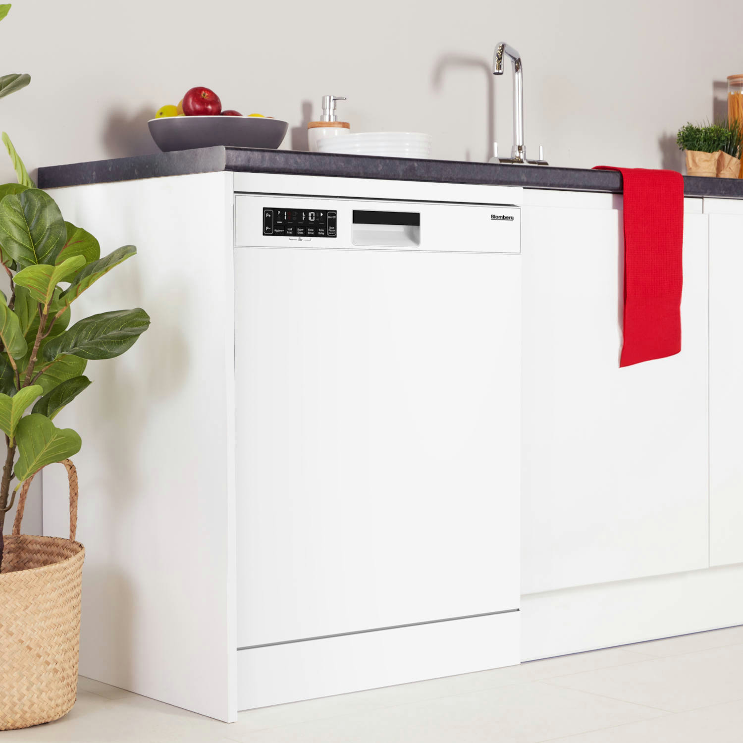 Blomberg LDF52320W Dishwasher - White - 15 Place Settings