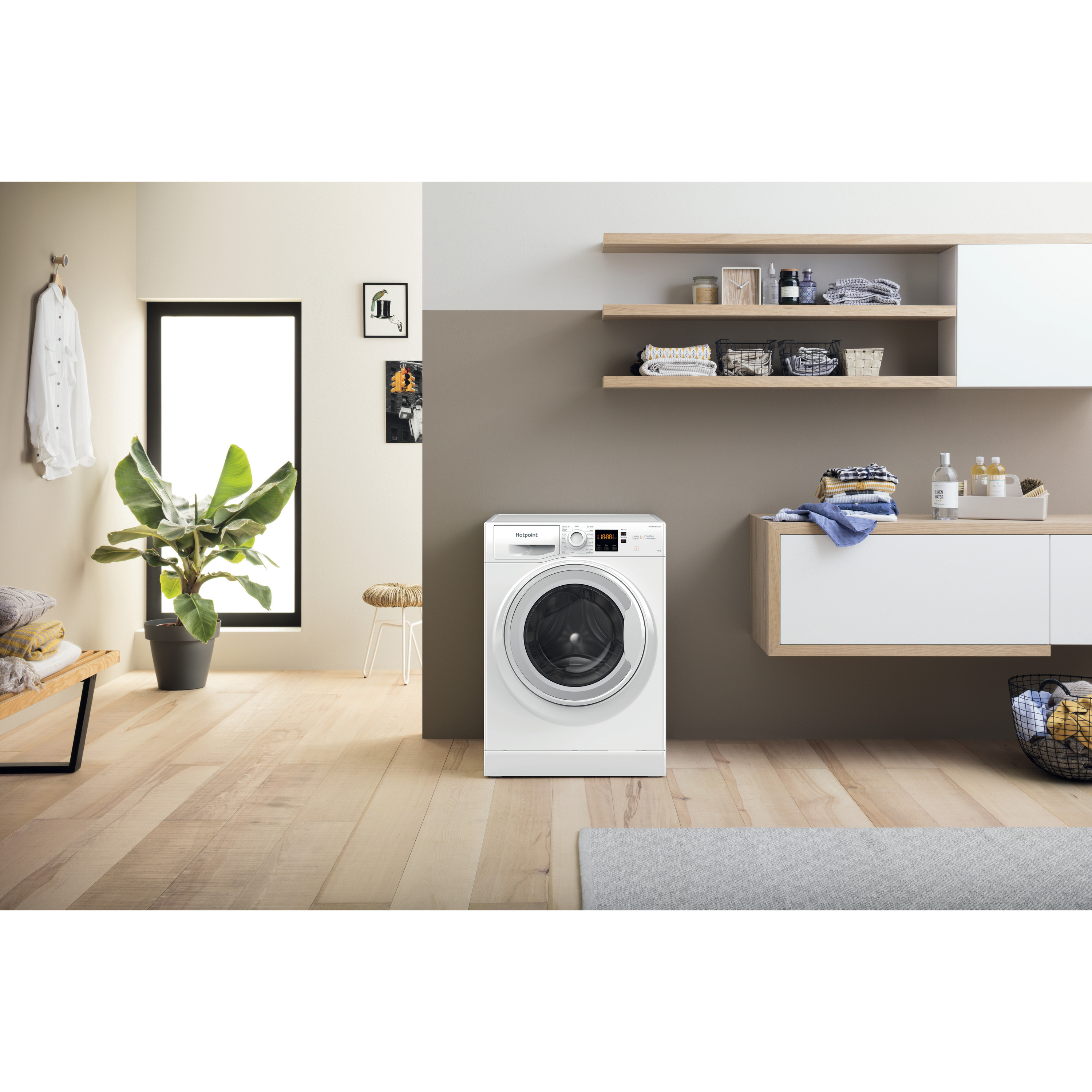 http://cdn.media.amplience.net/i/euronics/HOTNSWF946WUK_3