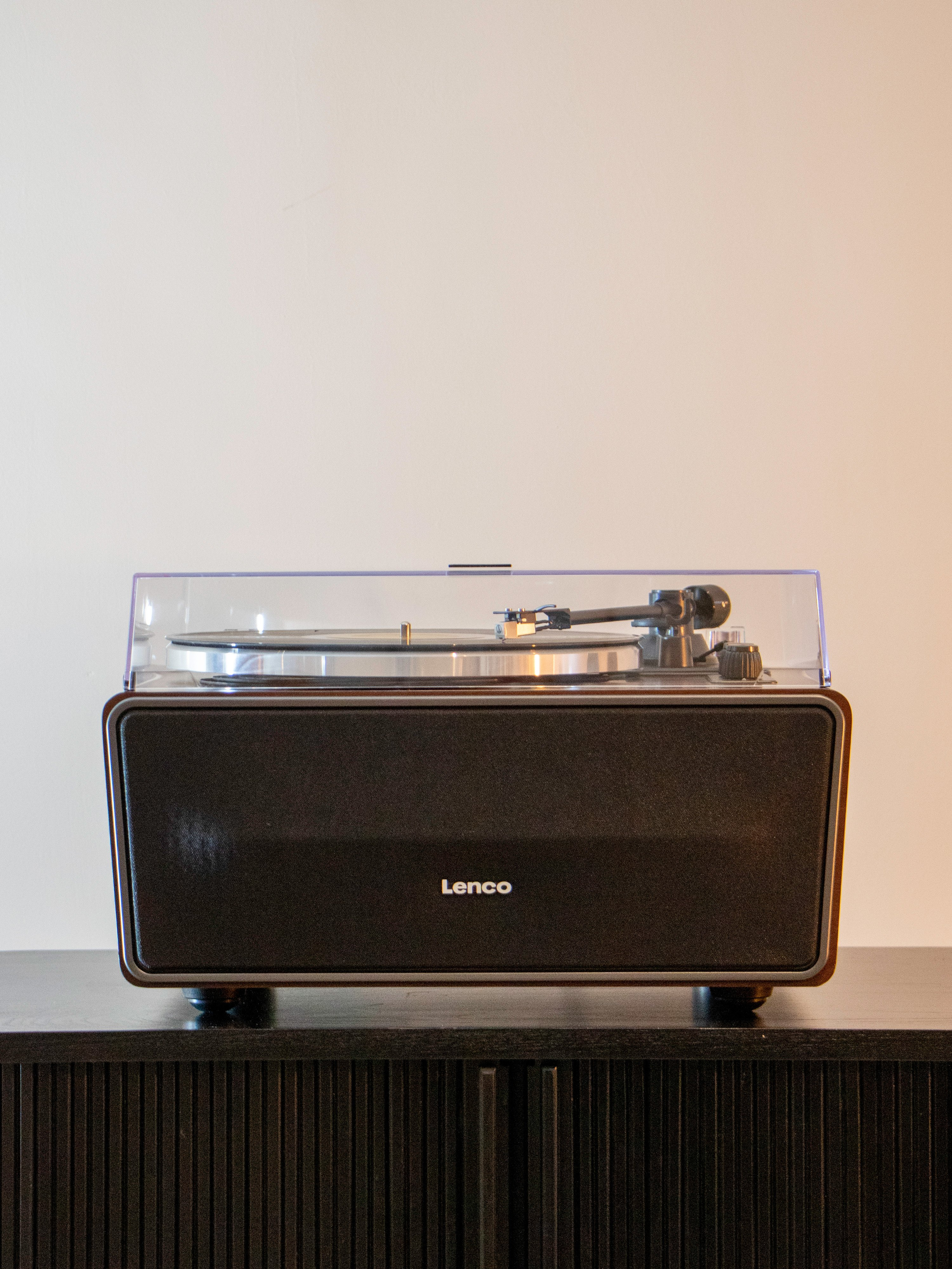 http://cdn.media.amplience.net/i/euronics/LCOA005464_14