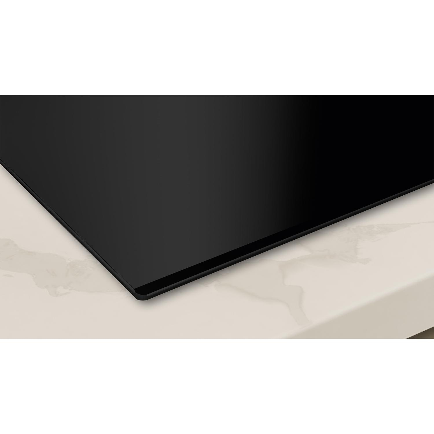 http://cdn.media.amplience.net/i/euronics/NEFT56FHS1L0KIT_4