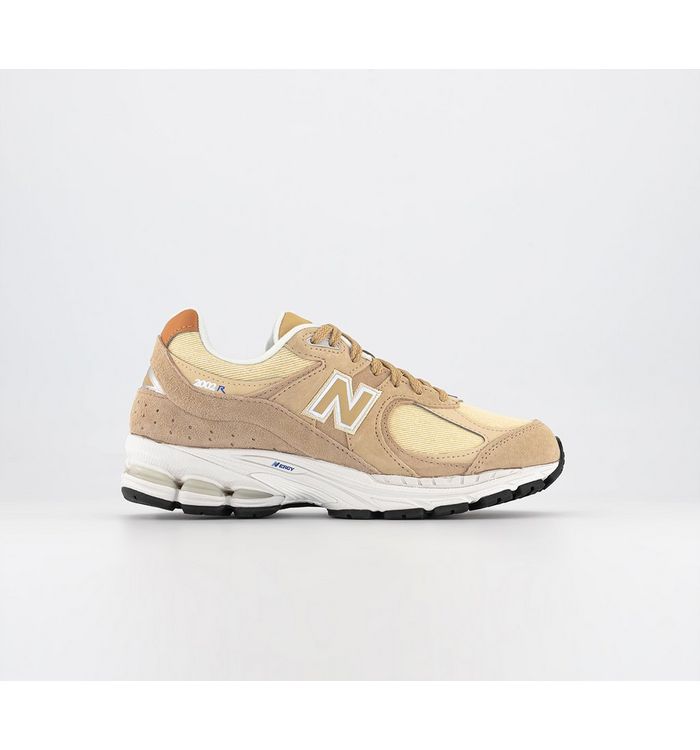 New Balance 2002 Trainers Incense Cream In Natural