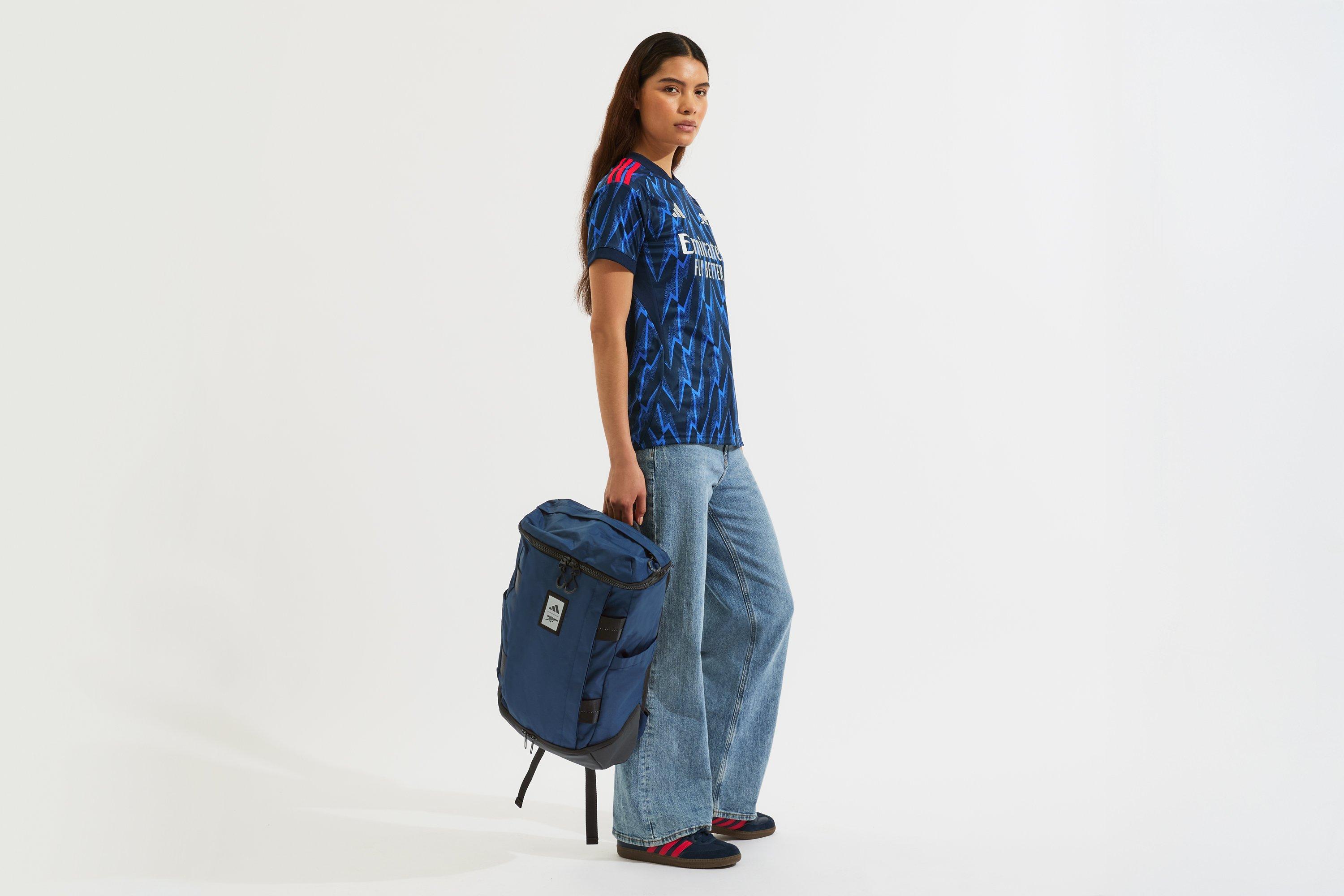 best crossbody bags for women for travel Best Crossbody Bags for Travel in Europe