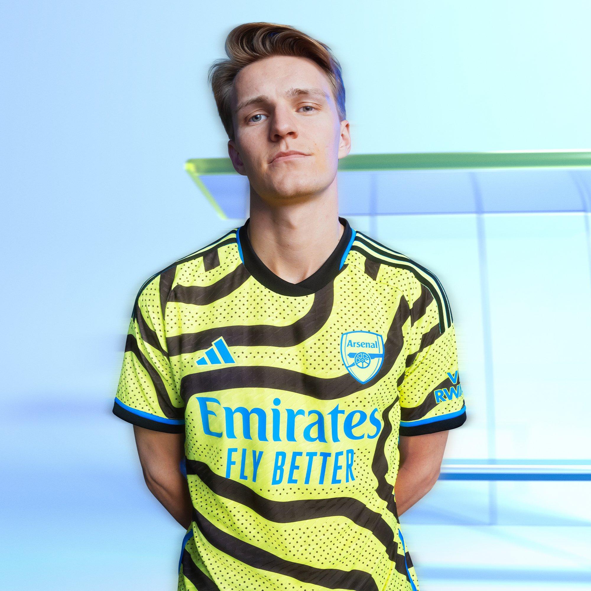 Arsenal 23/24 Away Kit