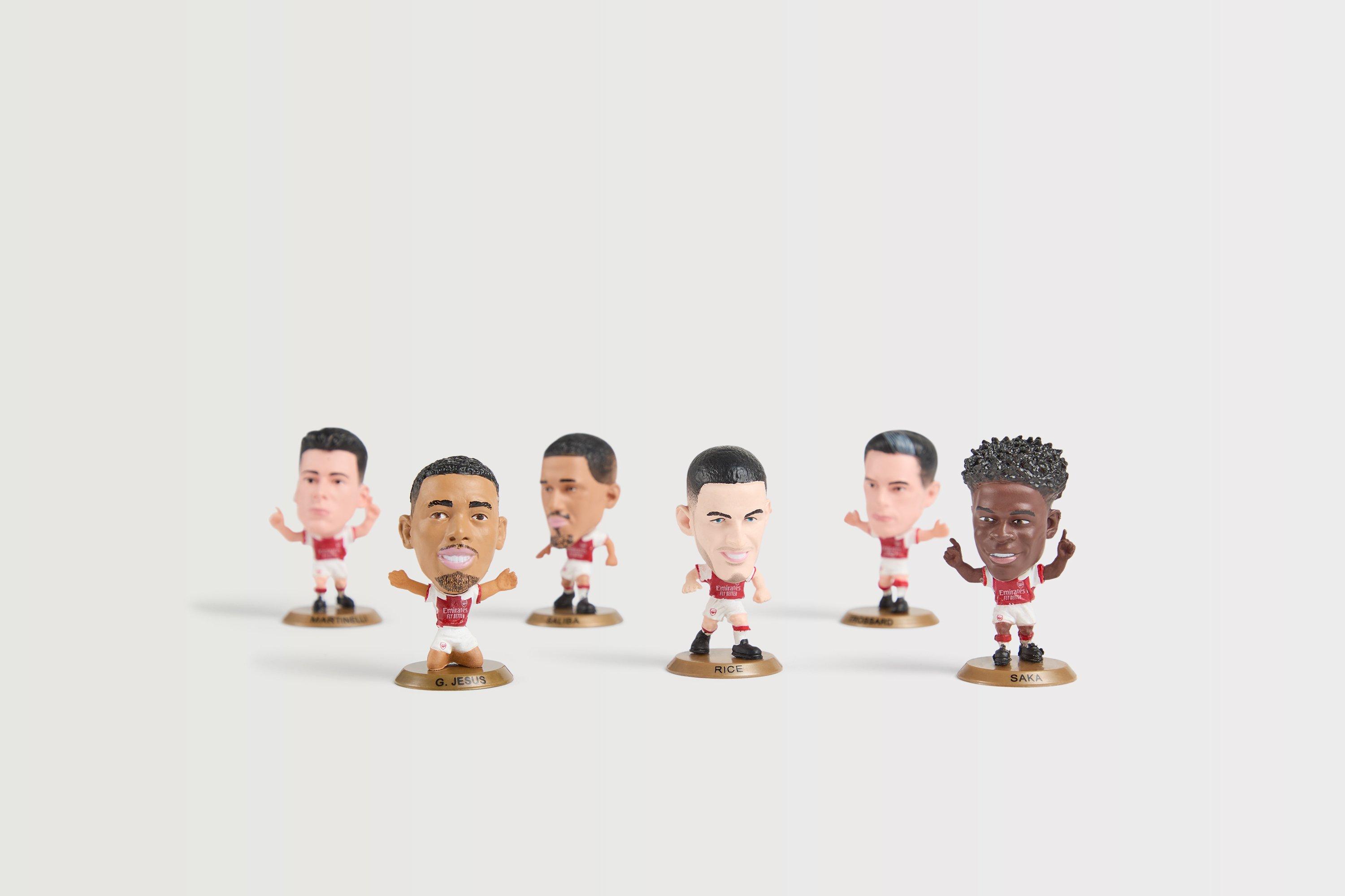 Figurine Père Noël Arsenal FC – Résine Peinte à La Main, 27 Cm, Officiel – Cadeau Parfait Pour Fans De Foot