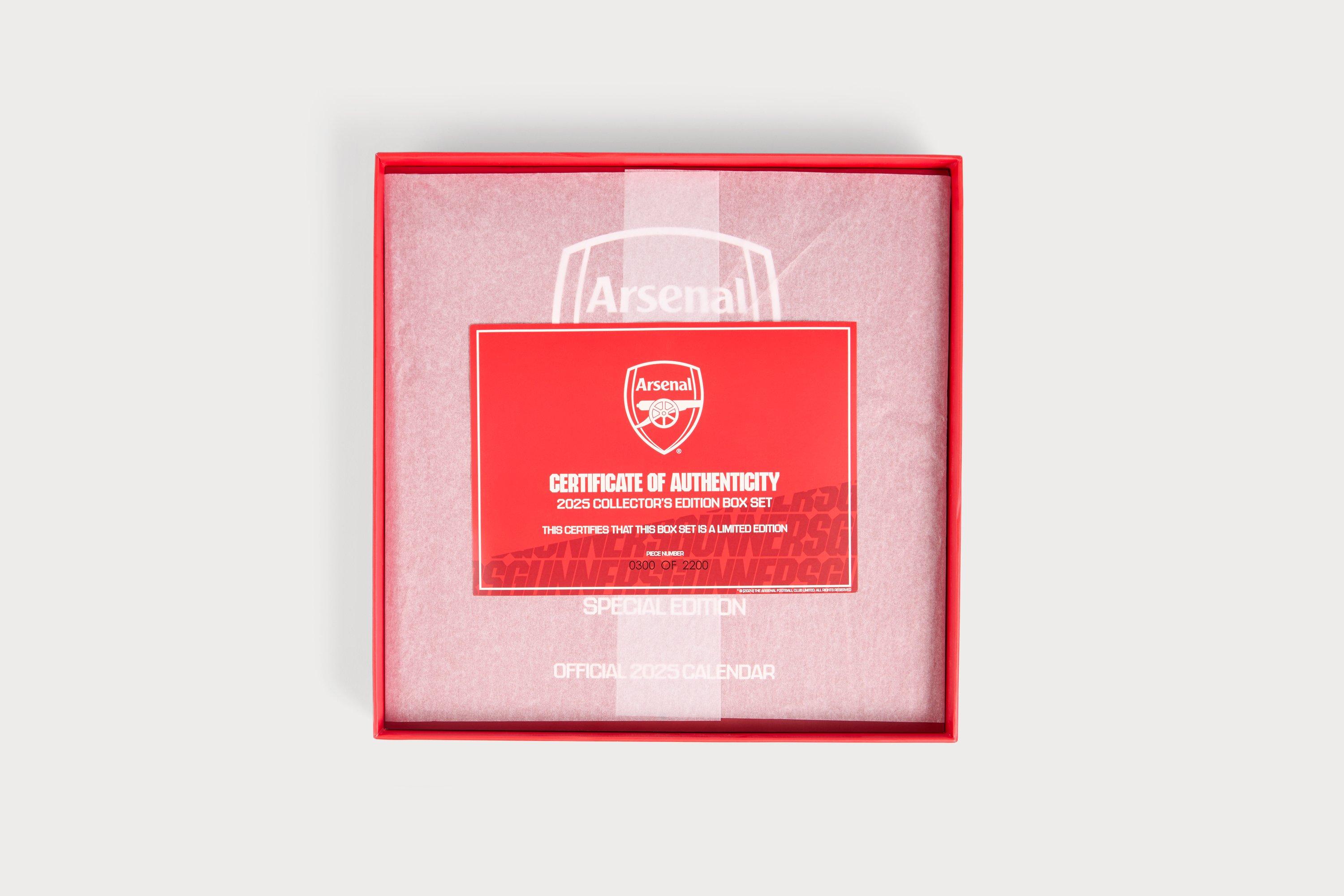 入手不可能！Arsenalカーキット20年以上前商品 Arsenal Limited Edition Collectors Gift Set | Official Online Store