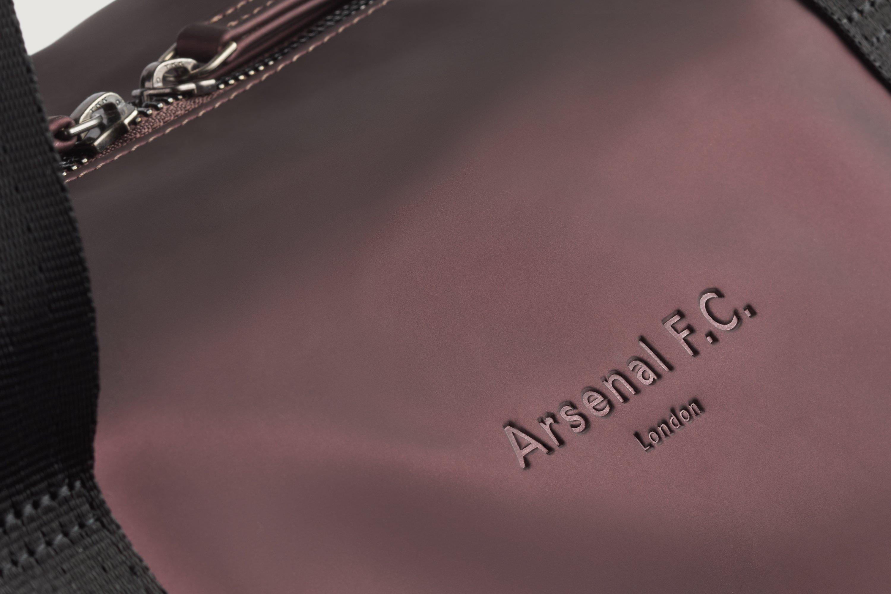 Arsenal F.C. Holdall | Official Online Store