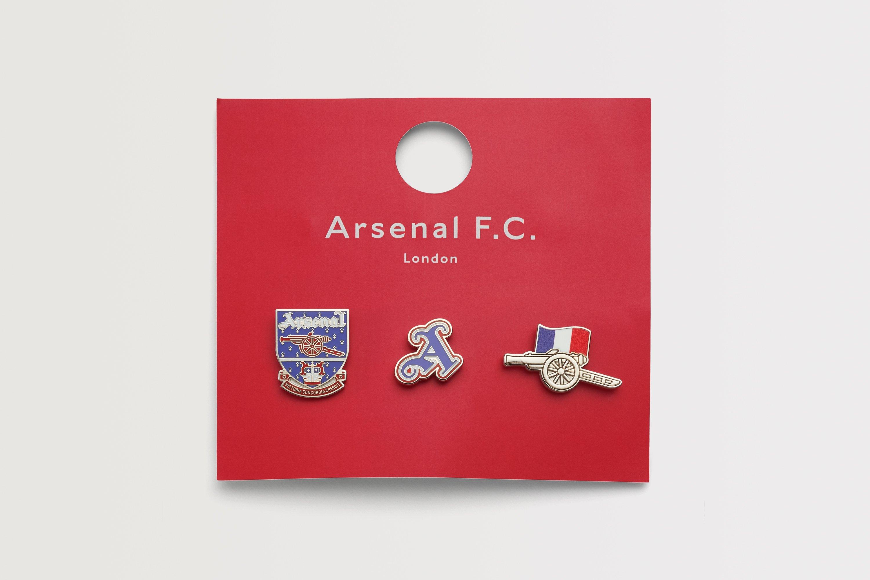 Arsenal Classics France Blue Pin Badge Set