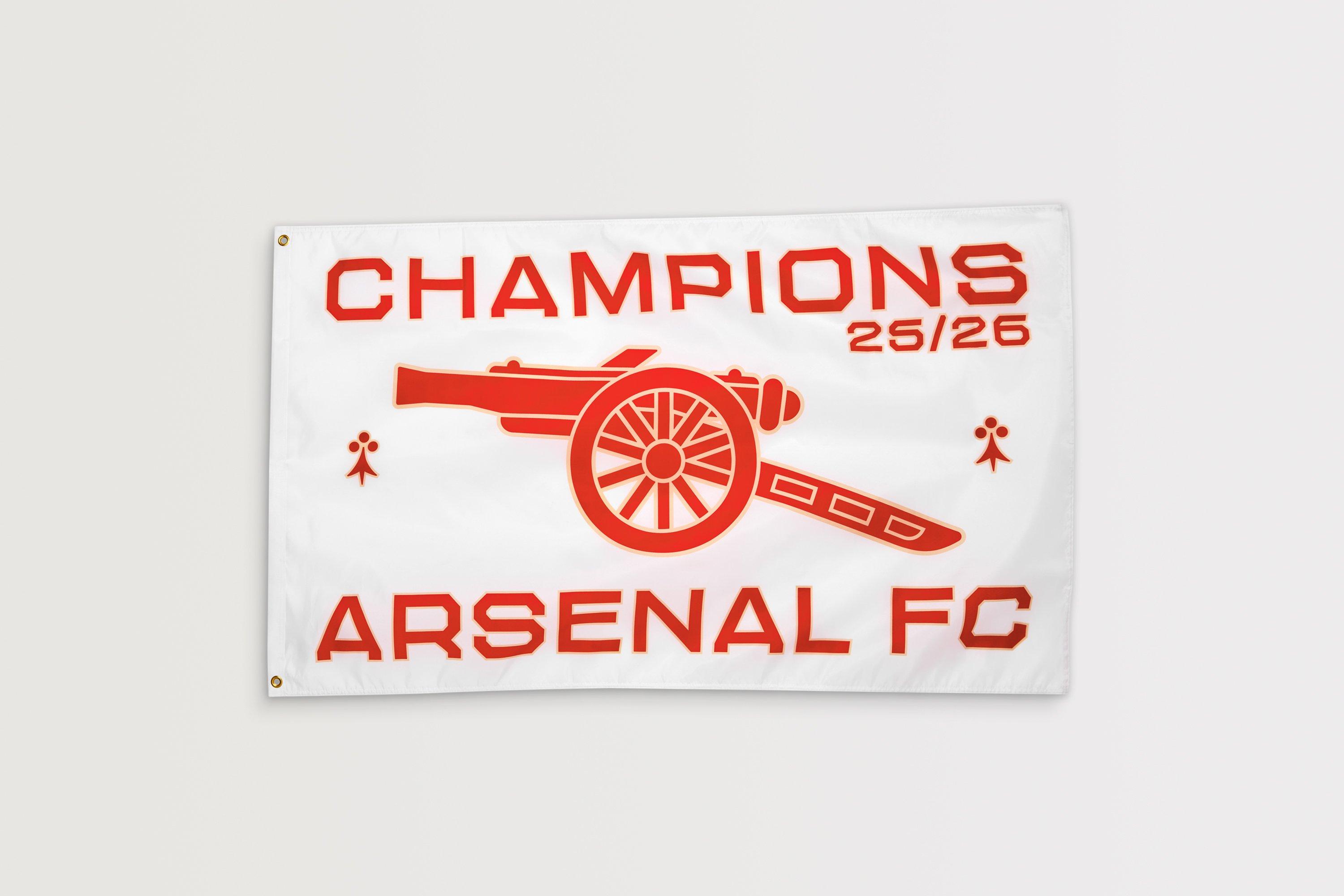 Arsenal FC 25/26 Champions優勝記念フラッグ　アーセナル Arsenal Champions 25/26 Flag | Official Online Store