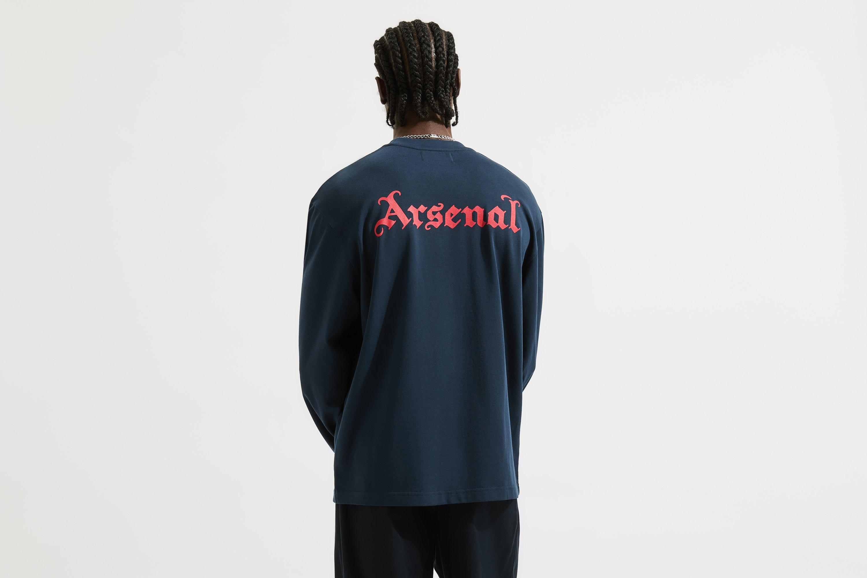 Arsenal Retro Crest Navy Long Sleeved T-Shirt | Official Online Store