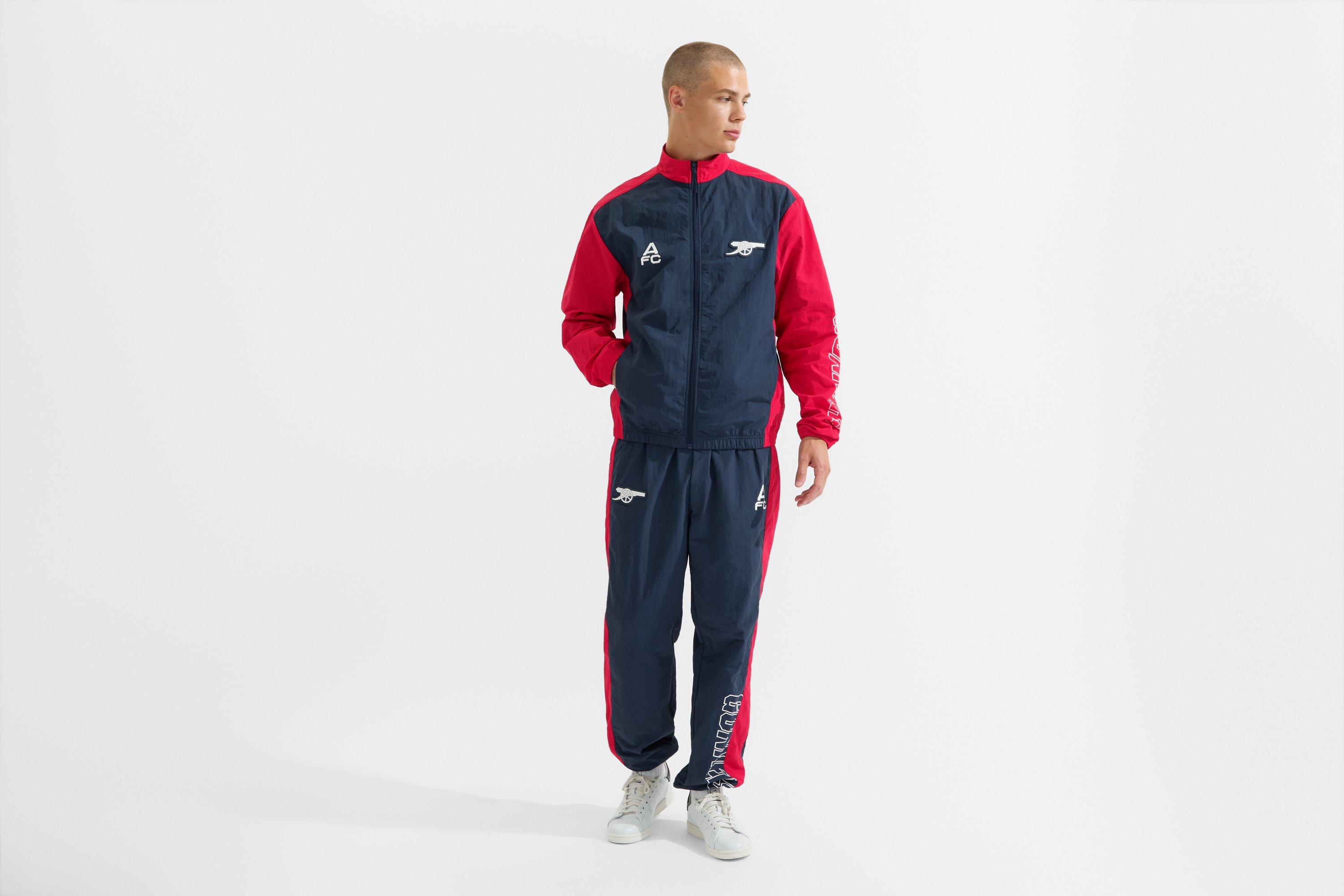 Arsenal Matchday Navy Gunners Track Jacket | Official Online Store