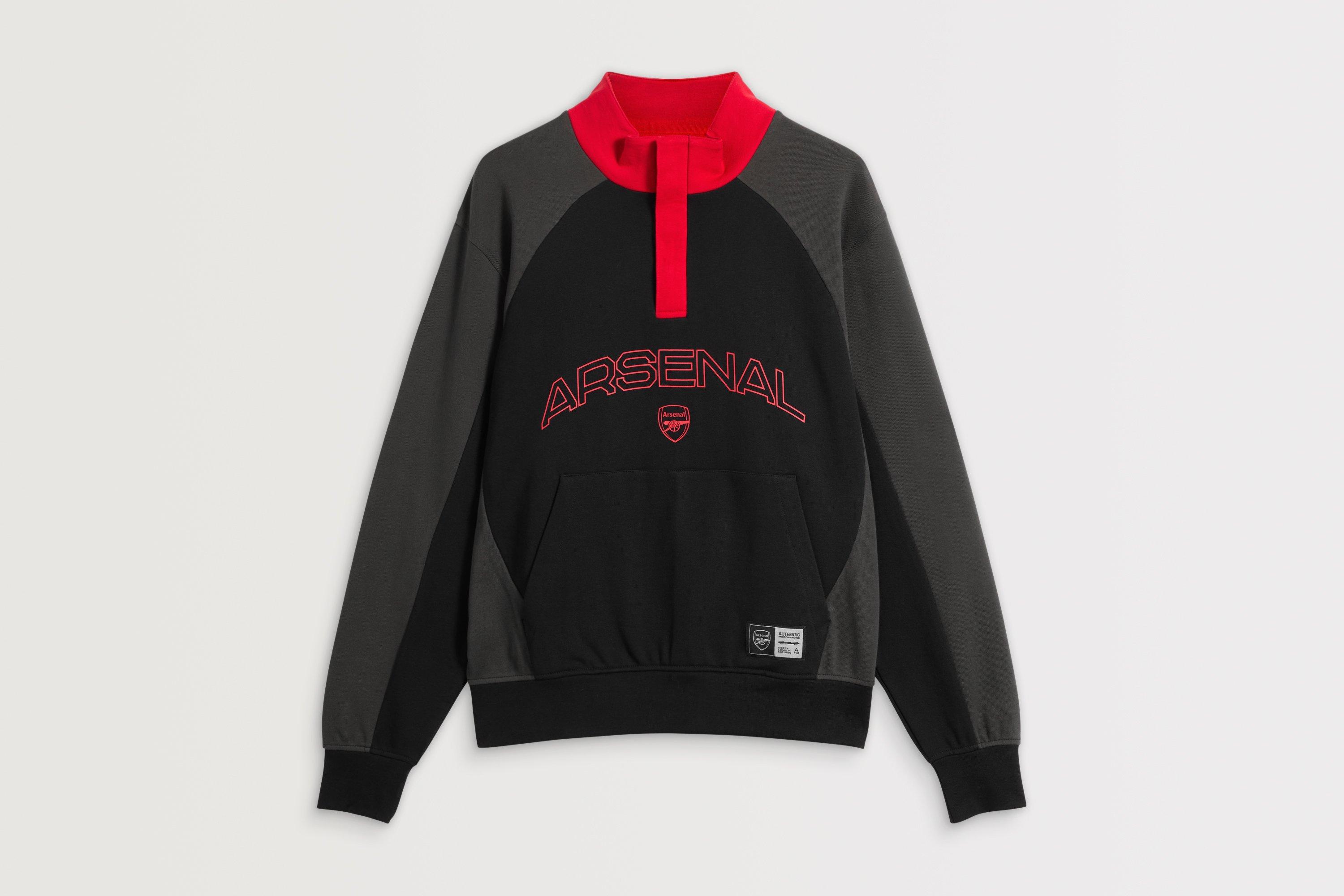 Arsenal Matchday Black 1/4 Zip Sweatshirt | Official Online Store