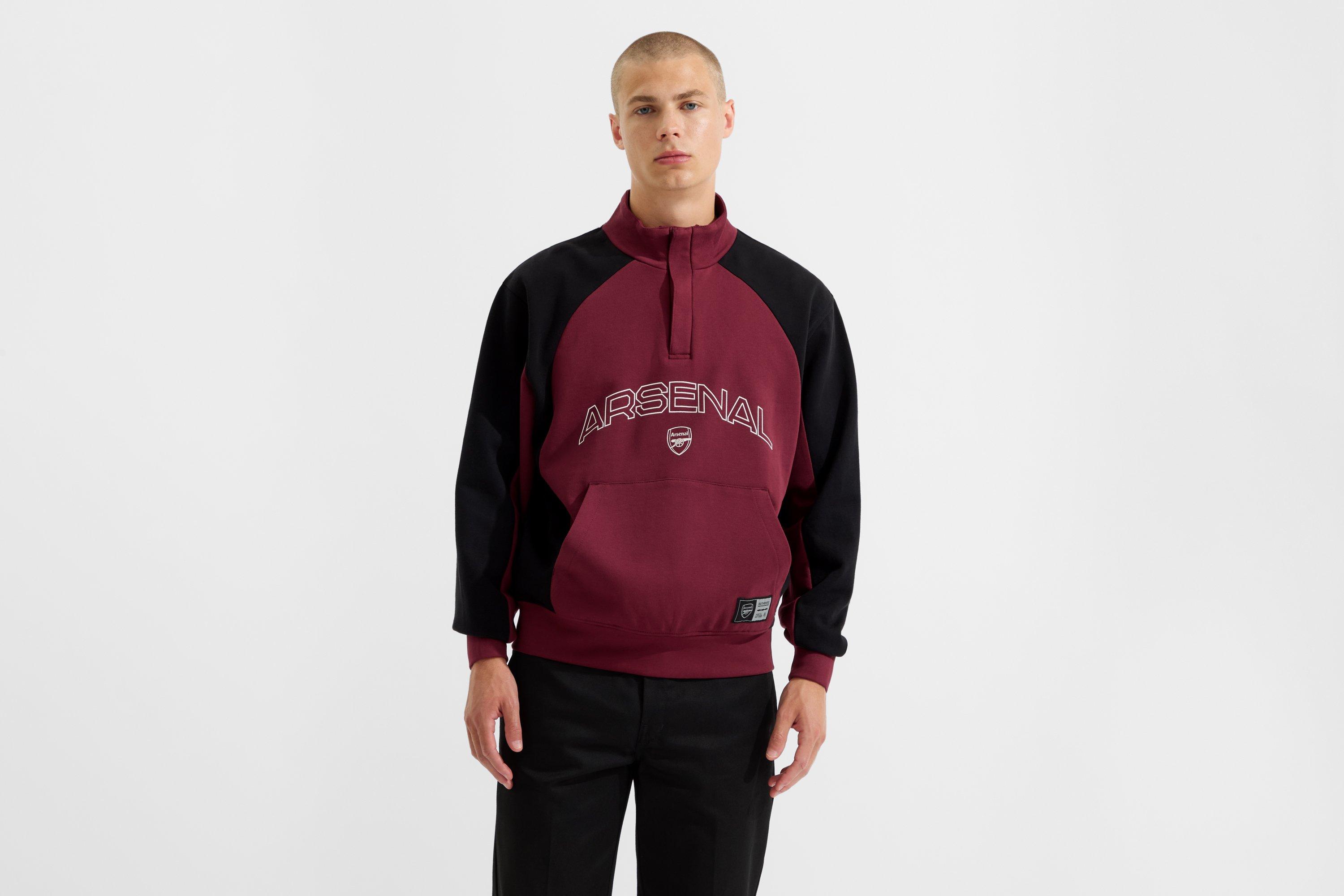Arsenal Matchday Burgundy 1/4 Zip Sweatshirt | Official Online Store