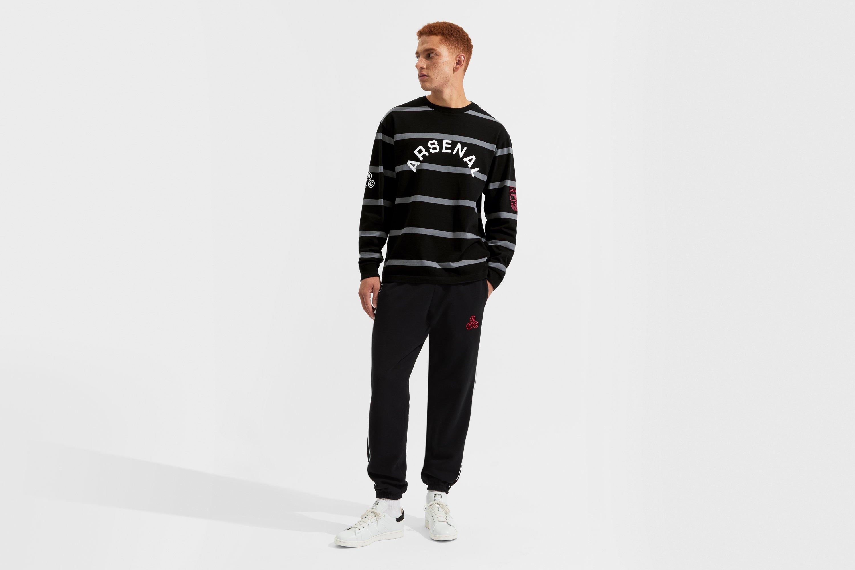 Arsenal Classics Black Northbank Long Sleeved T-Shirt | Official