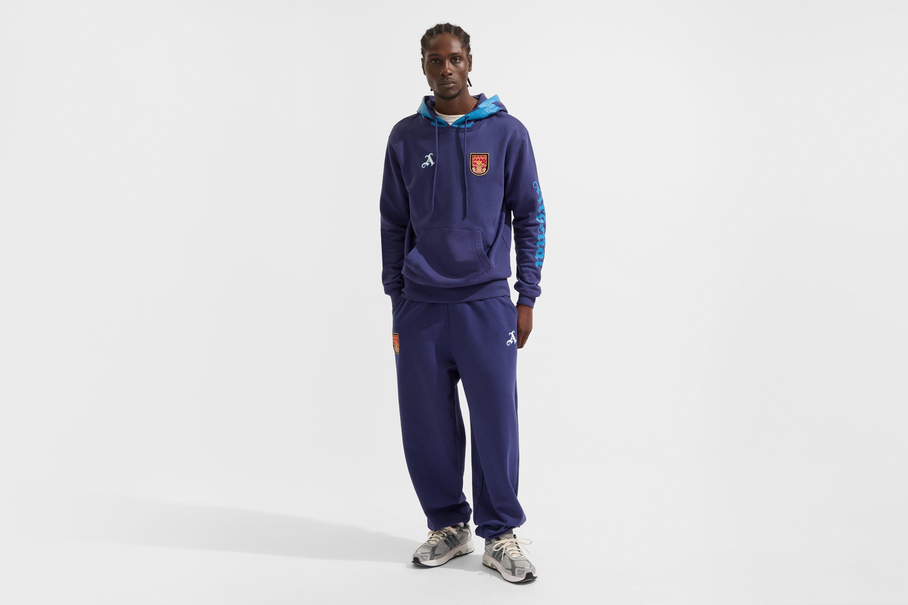Arsenal Classics Bolt Hoodie | Official Online Store