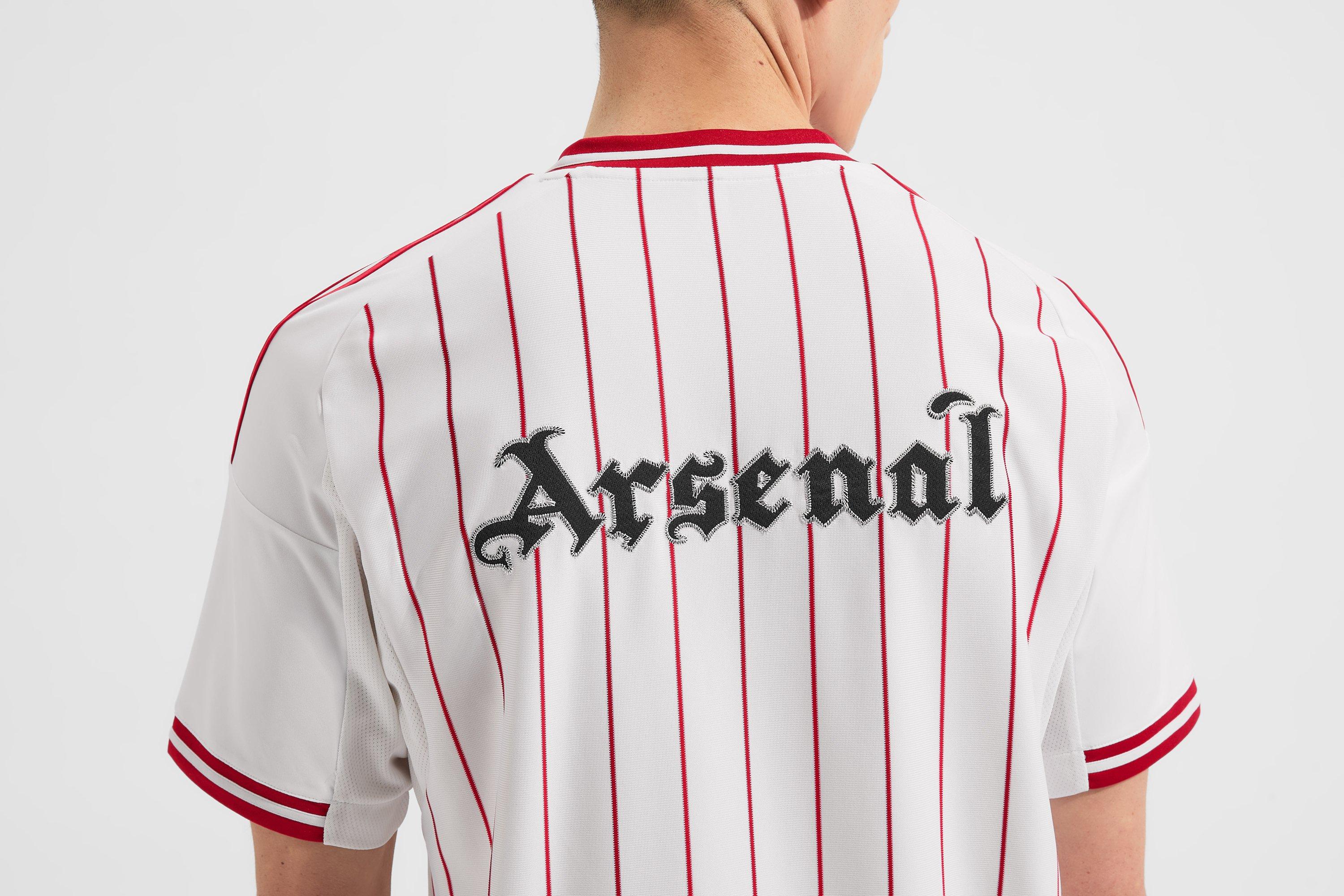  Arsenal ベースボールシャツ Arsenal adidas 25/26 US Shirt | Official Online Store