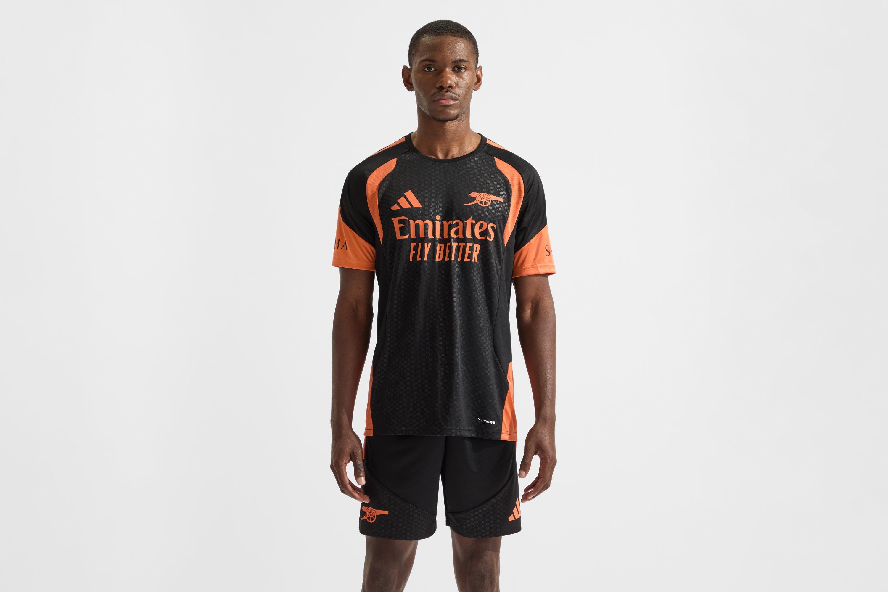 ウェア adidas arsenal training shirt y2k Arsenal adidas 26/27 Black Training Shirt | Official Online Store