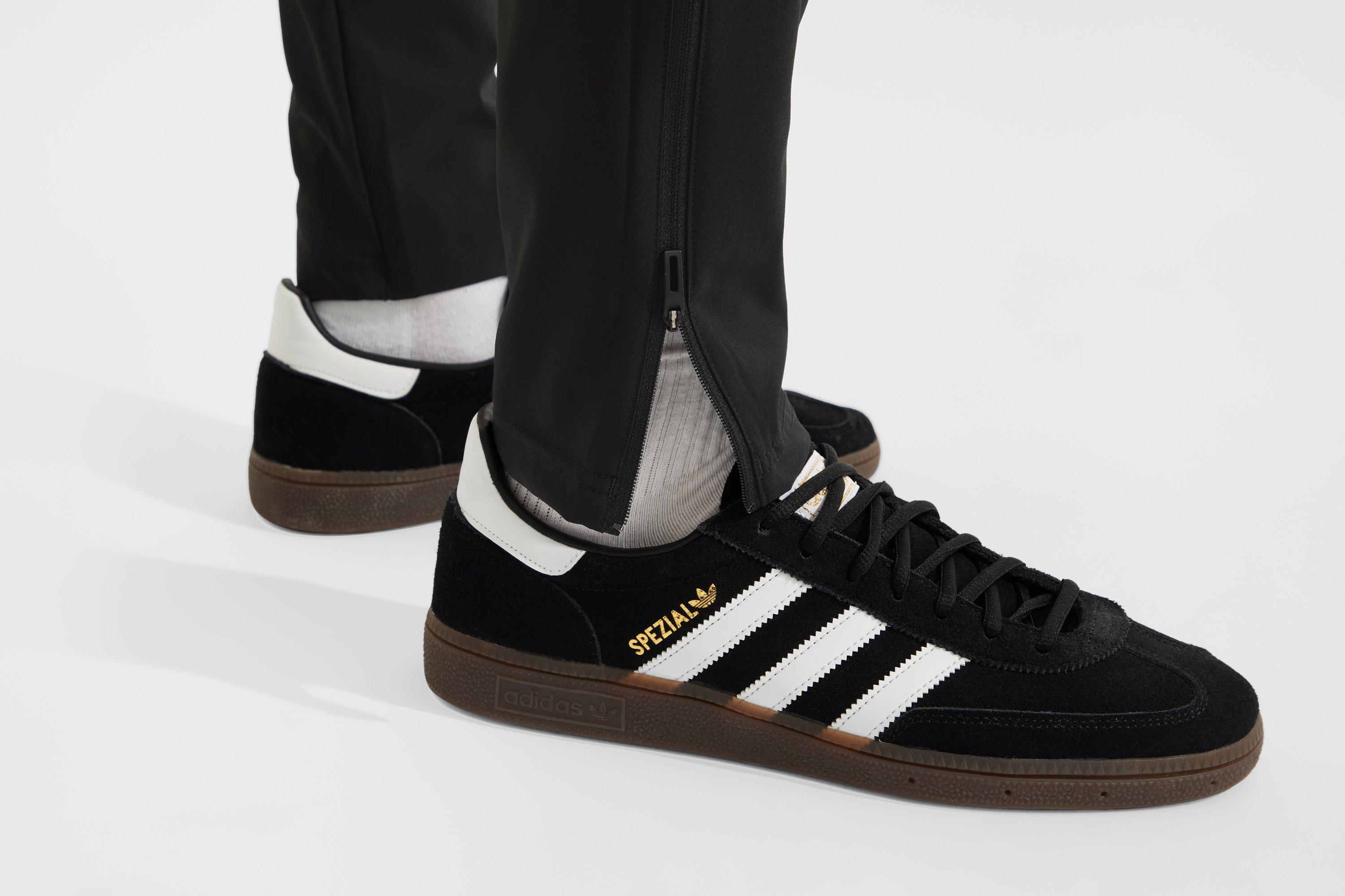Arsenal adidas 26/27 Tiro Travel Pants | Official Online Store