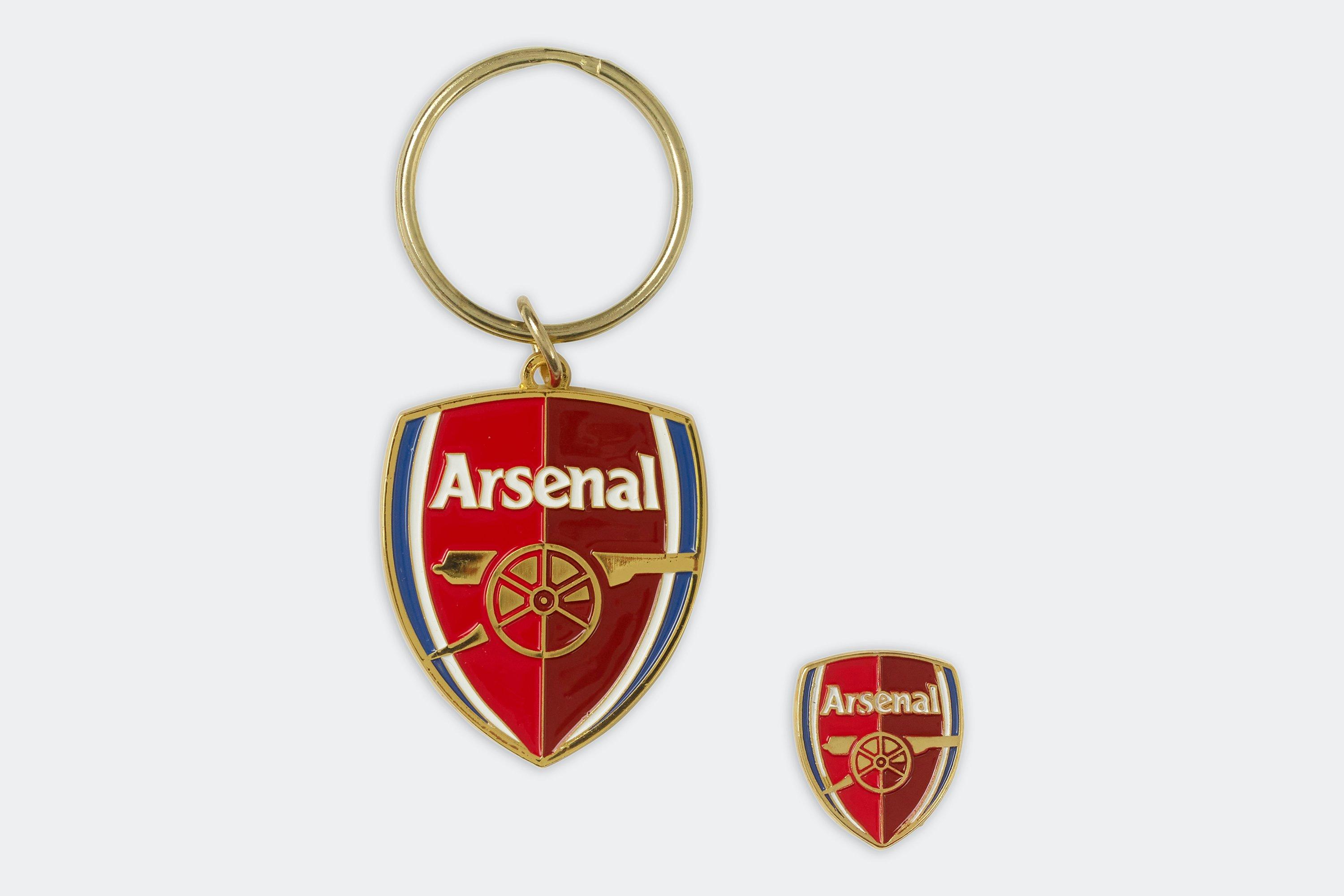 Arsenal Crest Keyring and Badge Set | Badges, Keyrings & Magnets ...