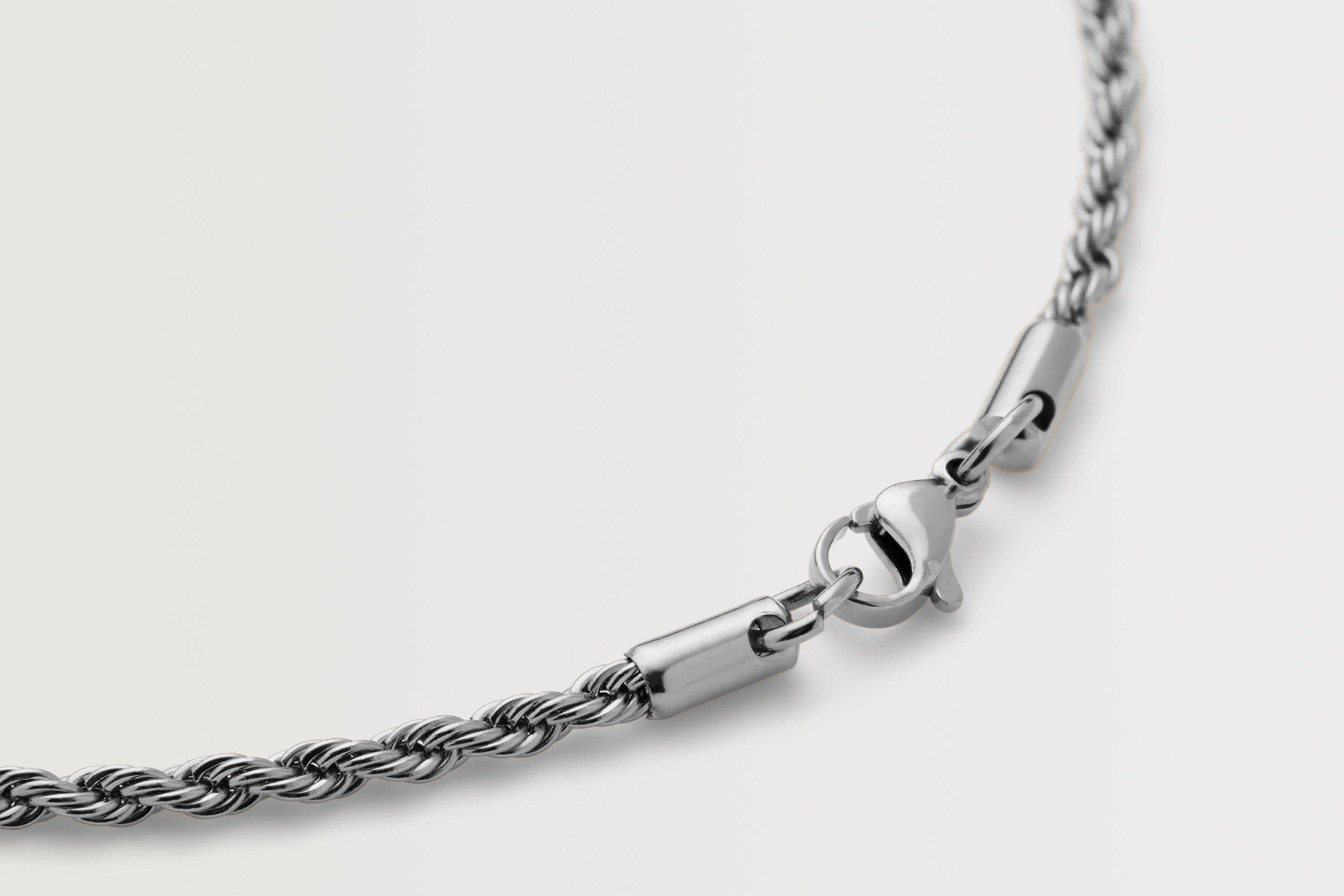 公式　arsenal アーセナル　ネックレス　ホワイトゴールド　CERNUCCI Arsenal White Gold Plated Cannon and Chain | Official Online Store