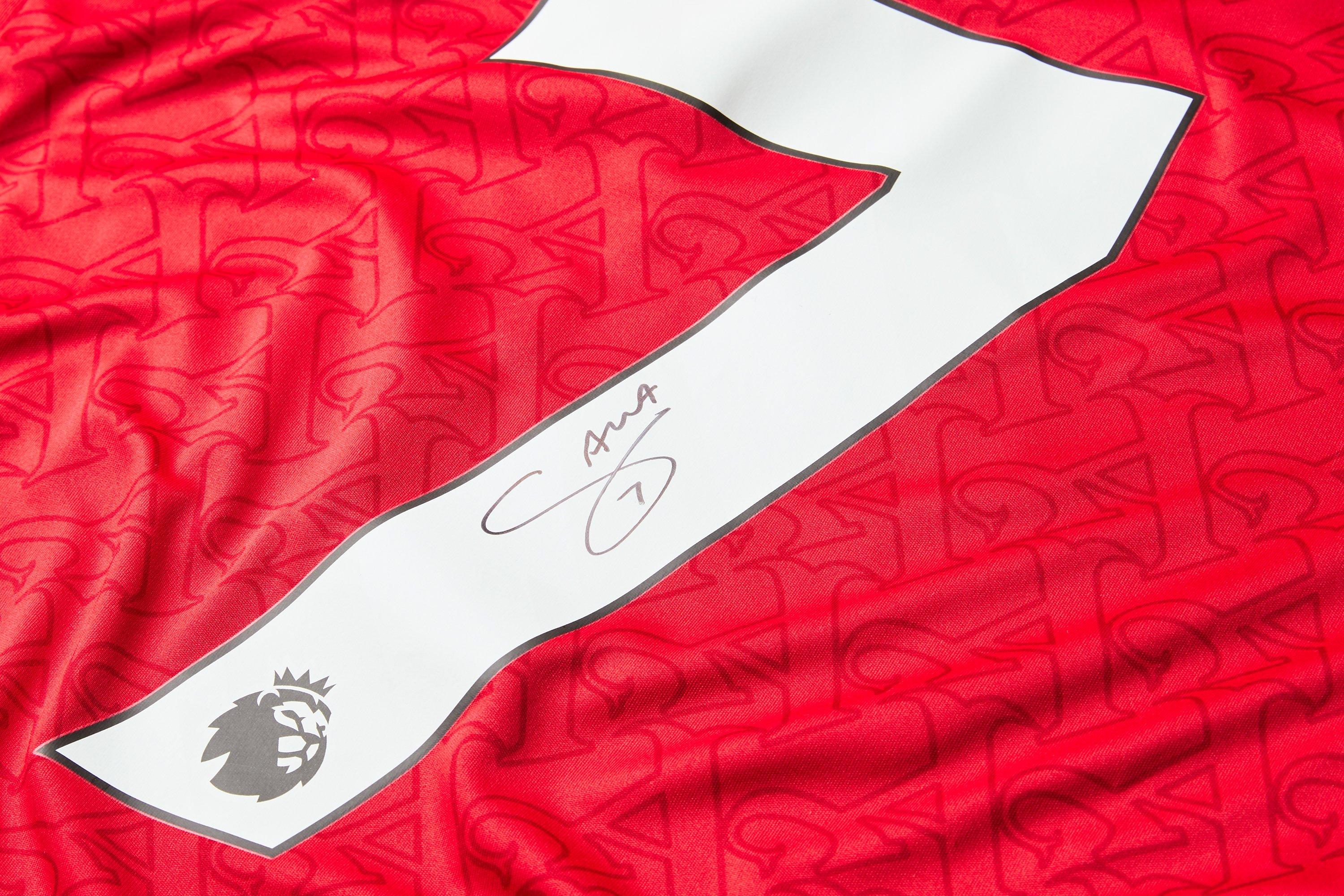 Arsenal 25/26 Home Boxed Signed Shirt SAKA | Official Online Store