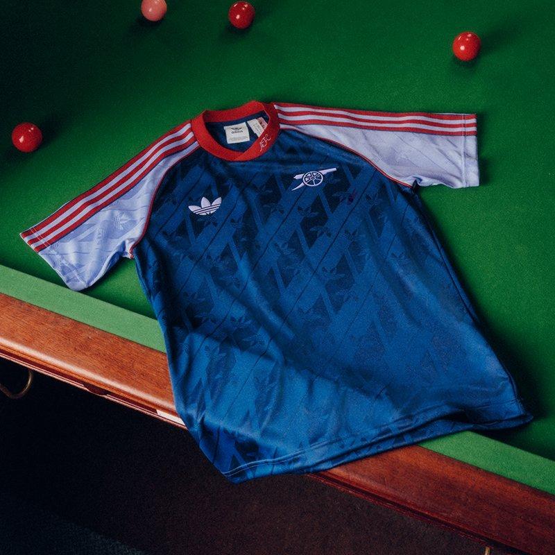 Adidas arsenal retro on sale