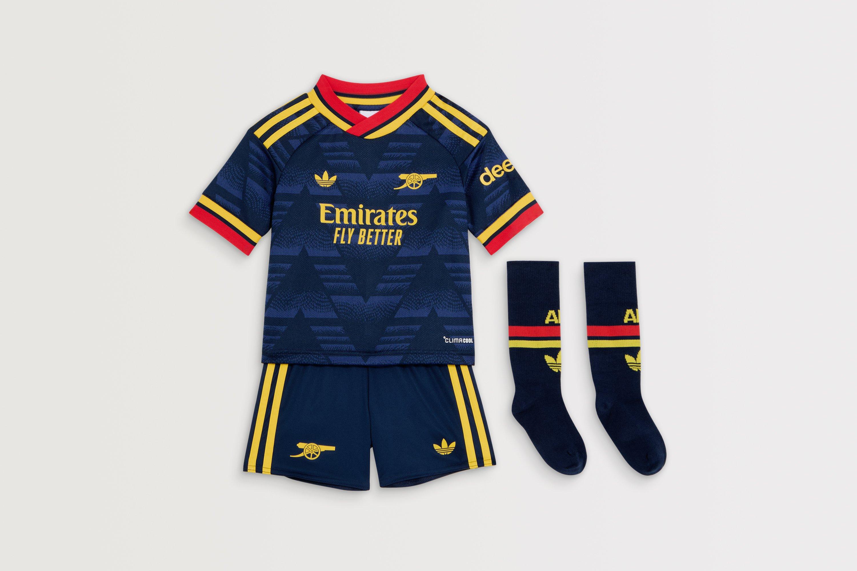 Arsenal adidas 26/27 Away Mini Kit