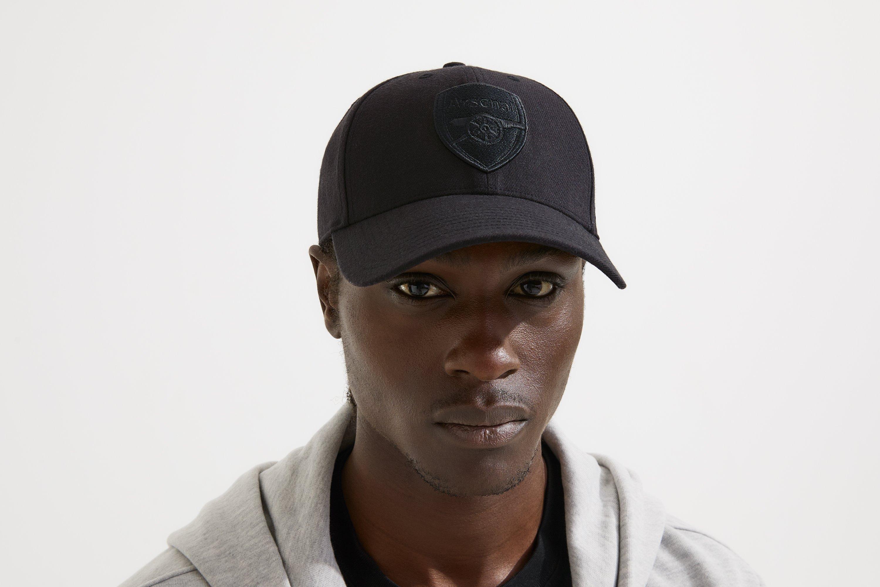 Arsenal 47 Blackout Crest Snapback Cap | Official Online Store
