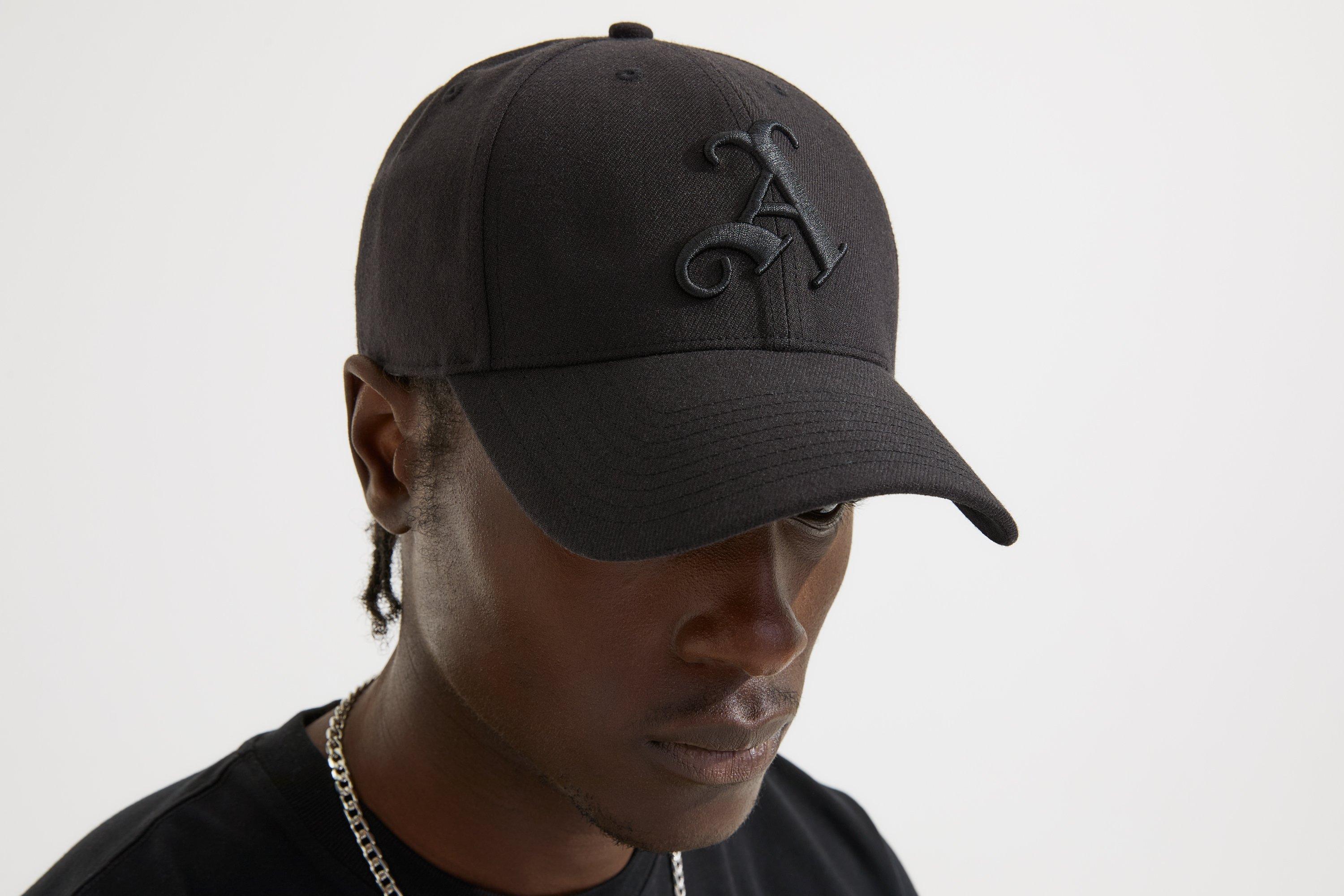 Arsenal 47 Blackout Gothic A Snapback Cap | Official Online Store