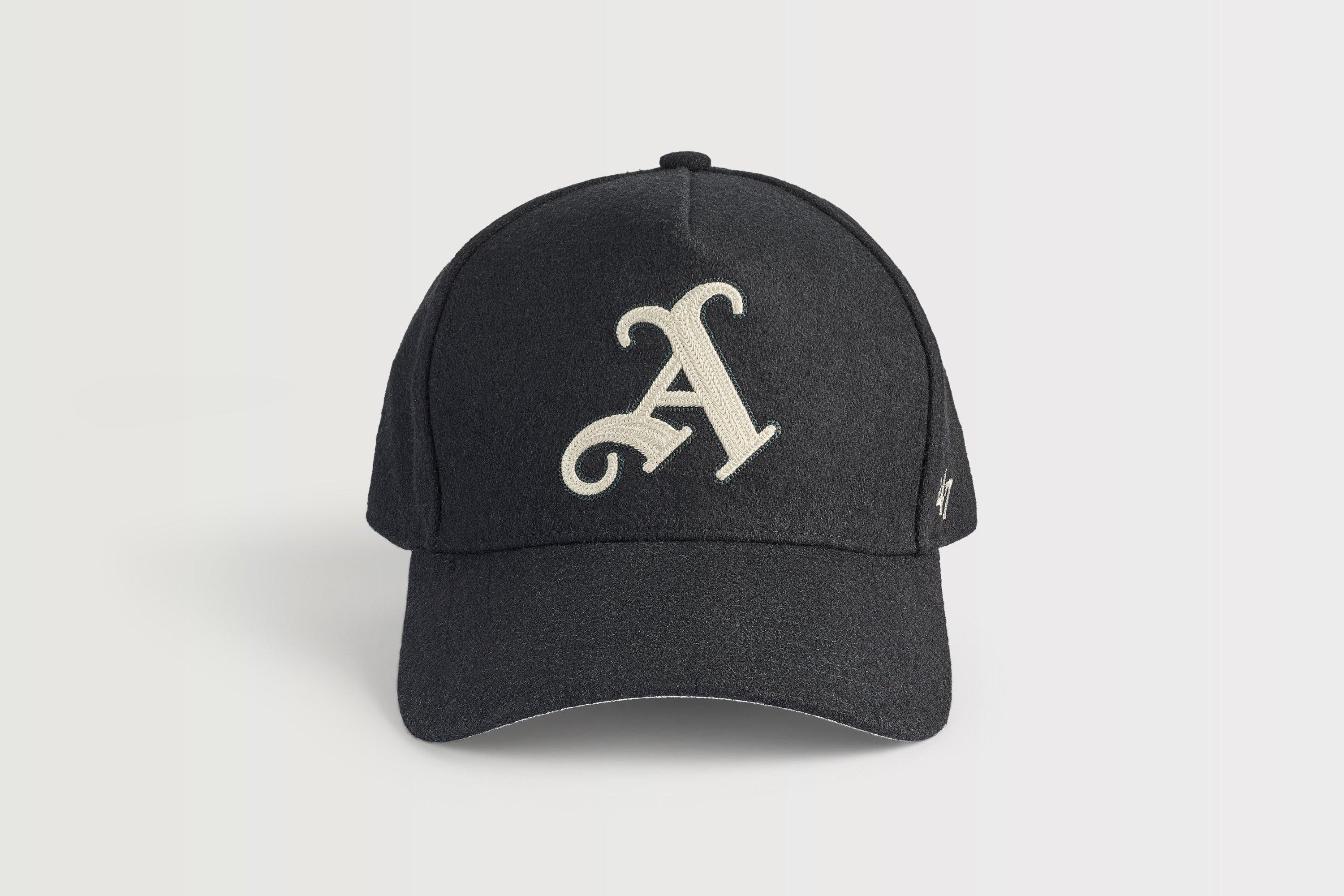 Arsenal 47 Black Premium Gothic A Cap