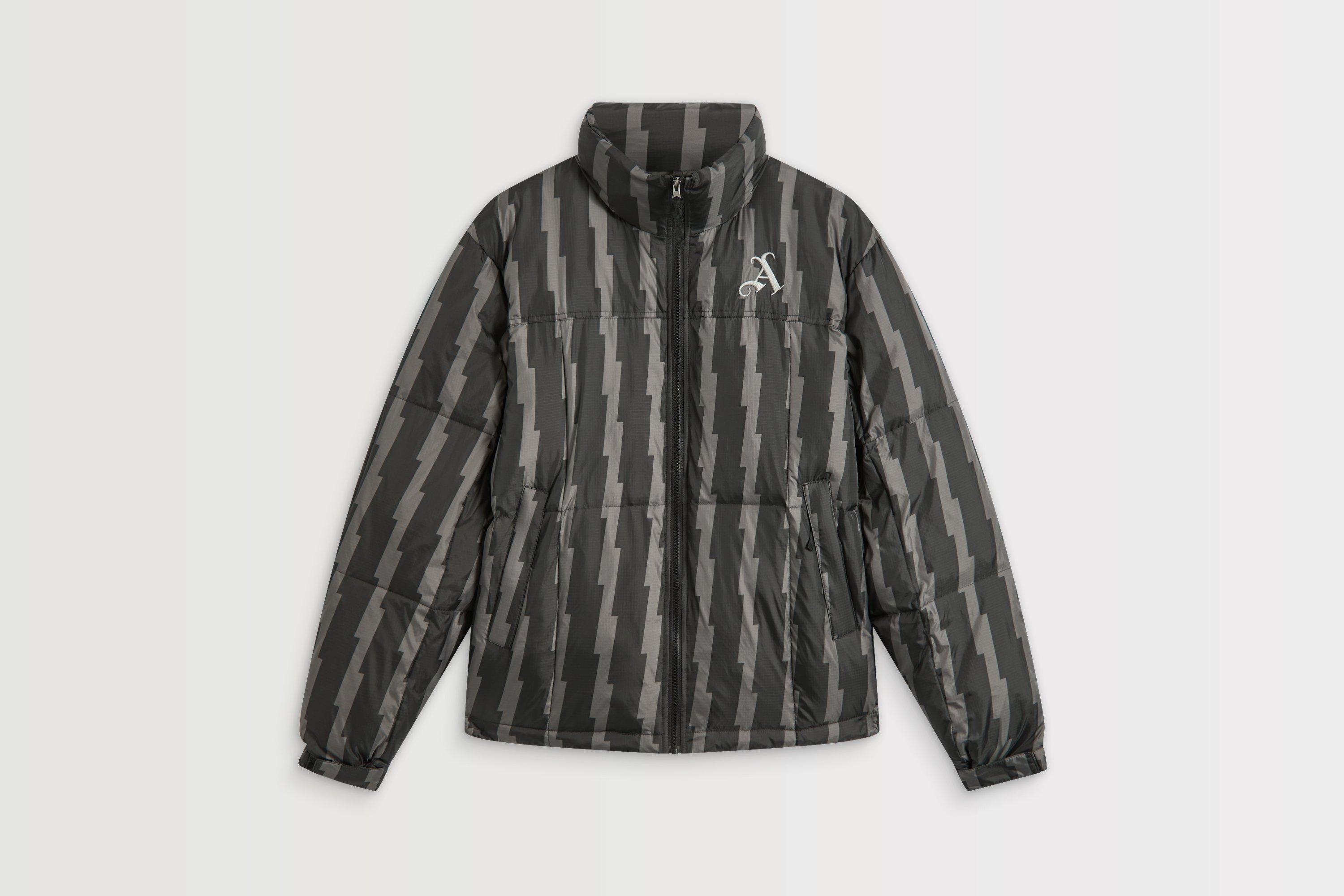 最終値下げ　日本未発売 Arsenal Puffer Jack アーセナル Arsenal Black Printed Cannon Puffer Jacket | Official Online Store