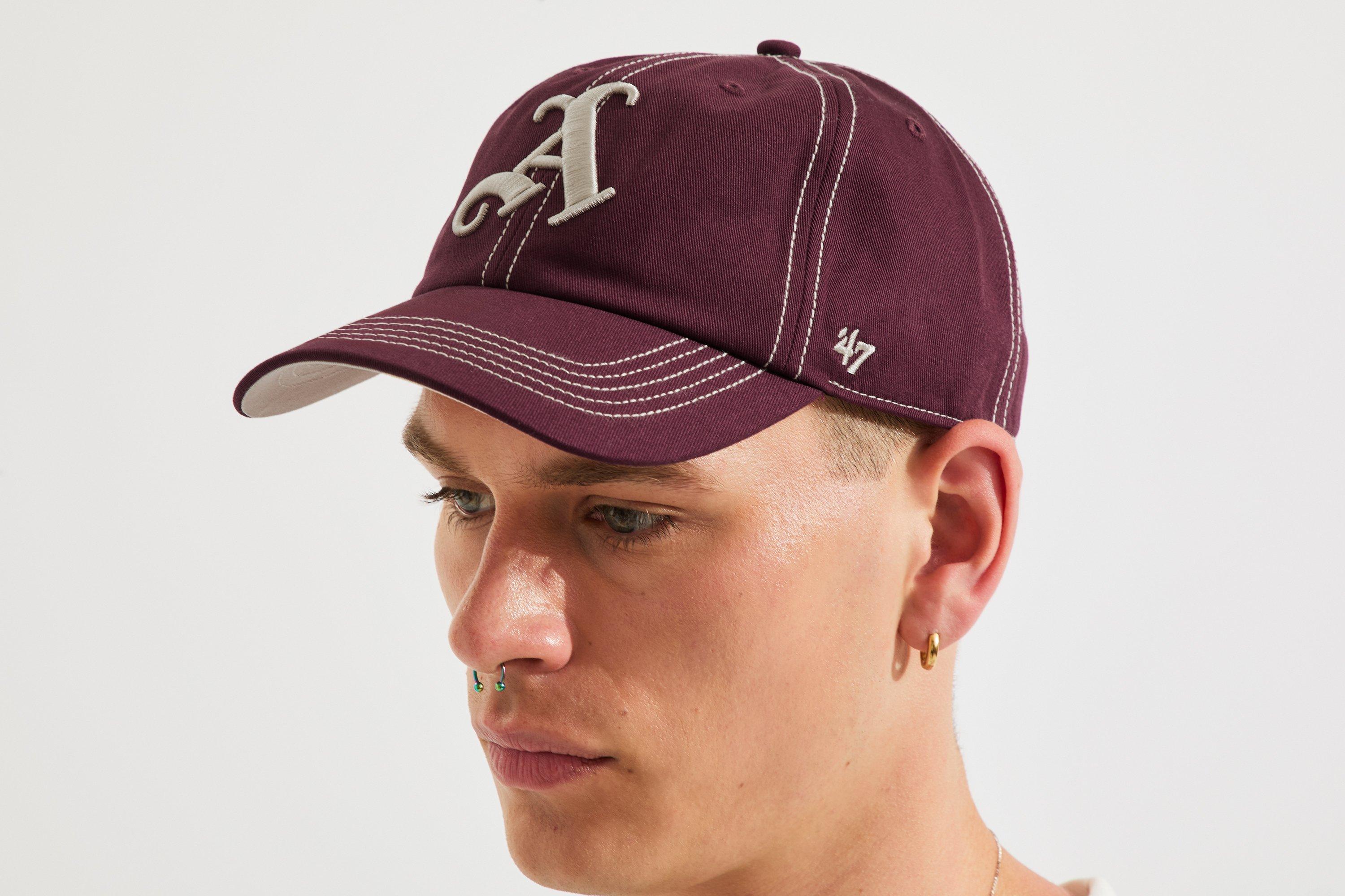 Arsenal アーセナル バーガンディ トラッカーキャップ Arsenal 47 Burgundy Gothic A Contrast Stitch Cap | Official Online