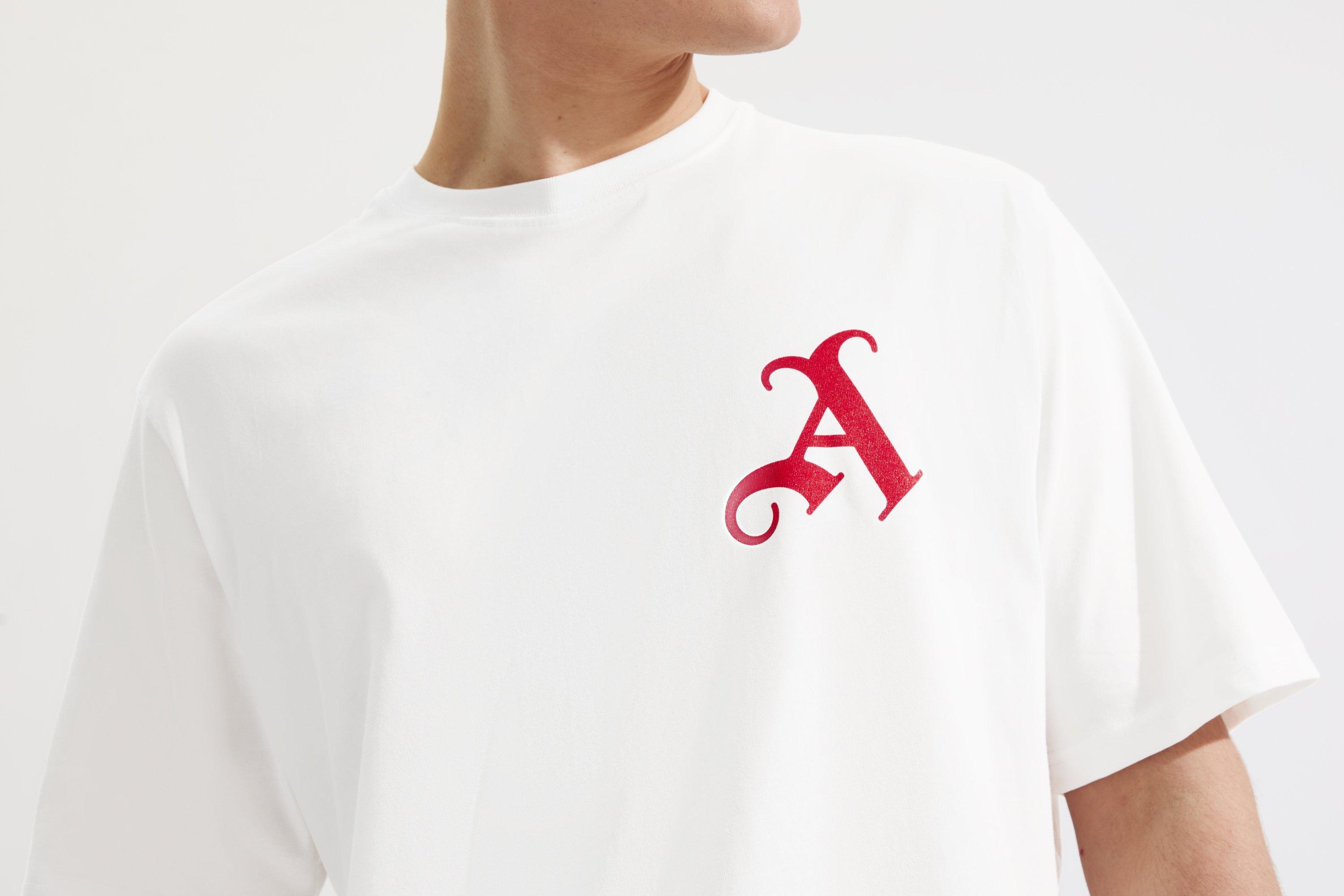 Arsenal 1886 White Graphic T-Shirt | Official Online Store