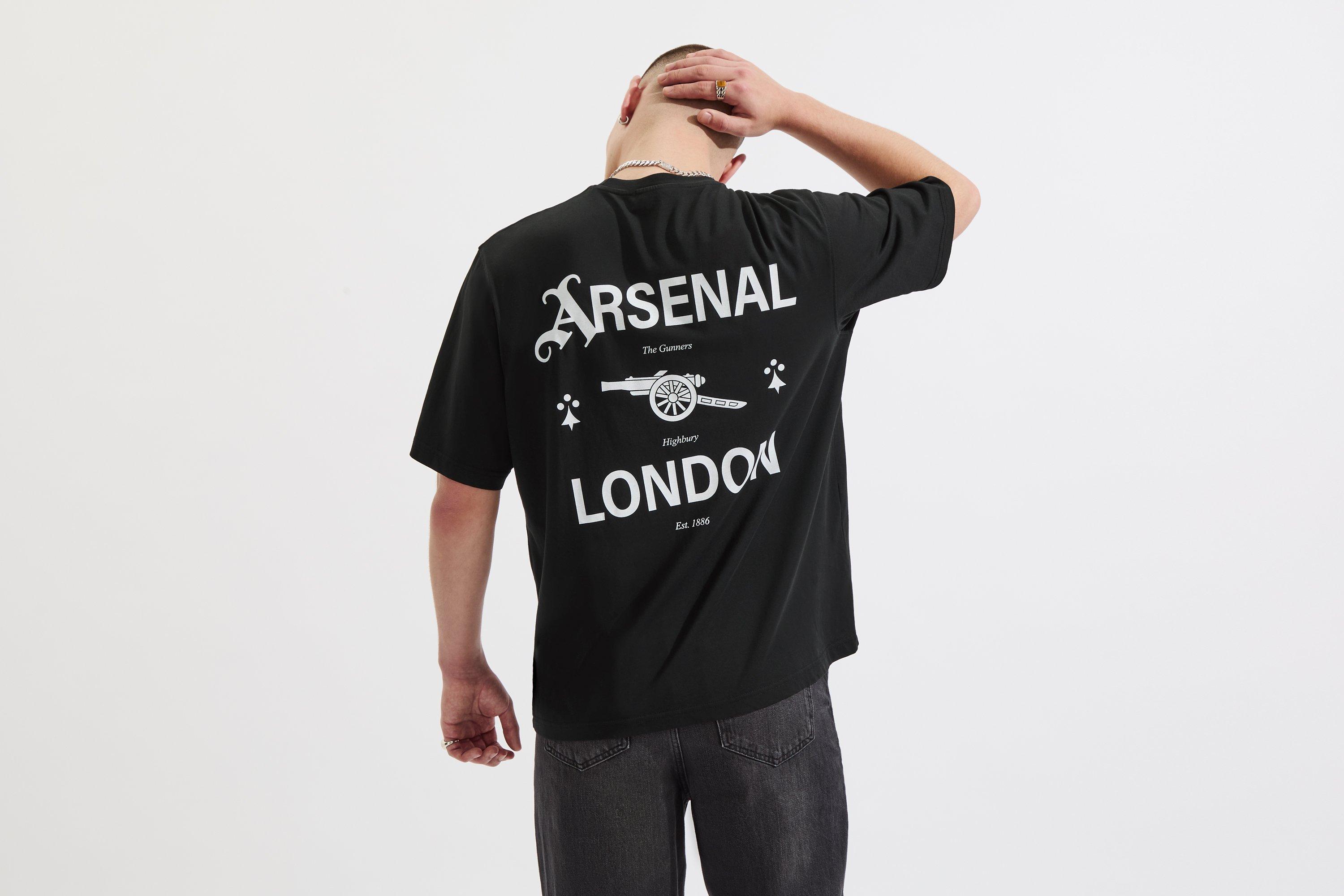 Arsenal 1886 Black Graphic T-Shirt | Official Online Store