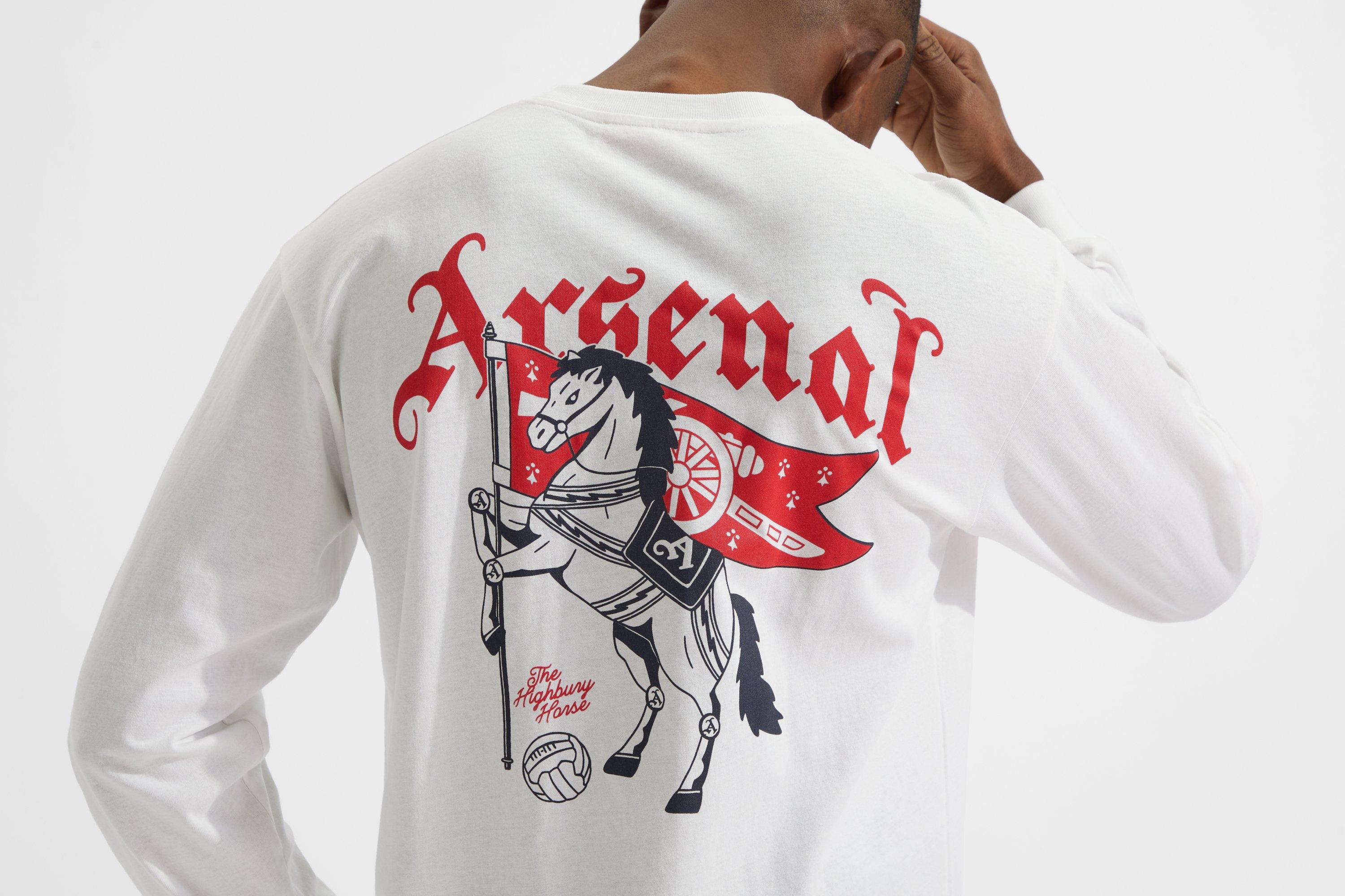 Arsenal N7 Unisex Highbury Horse Long Sleeve T-Shirt | Official