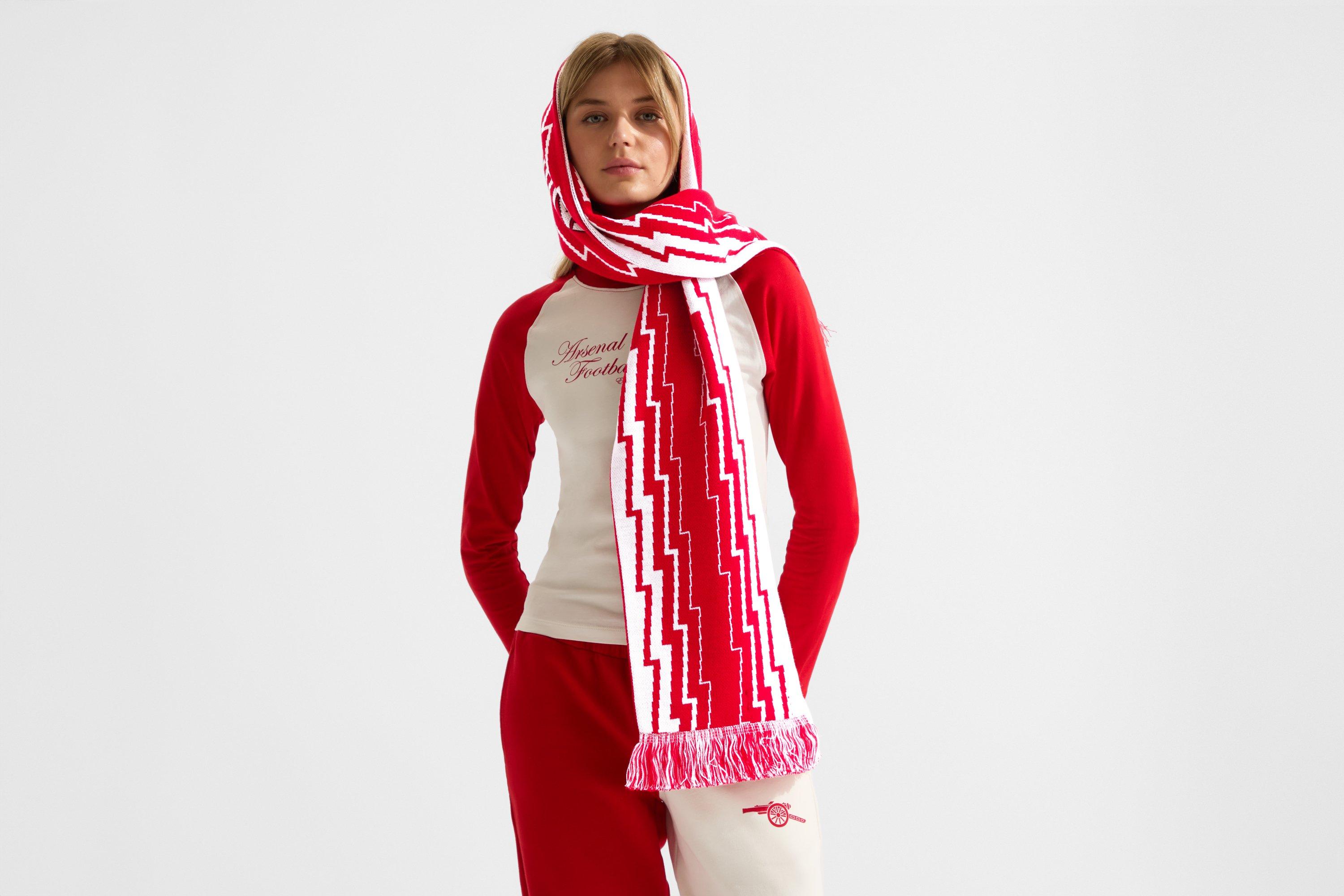 Arsenal AWFC Classics Bolt Scarf | Official Online Store