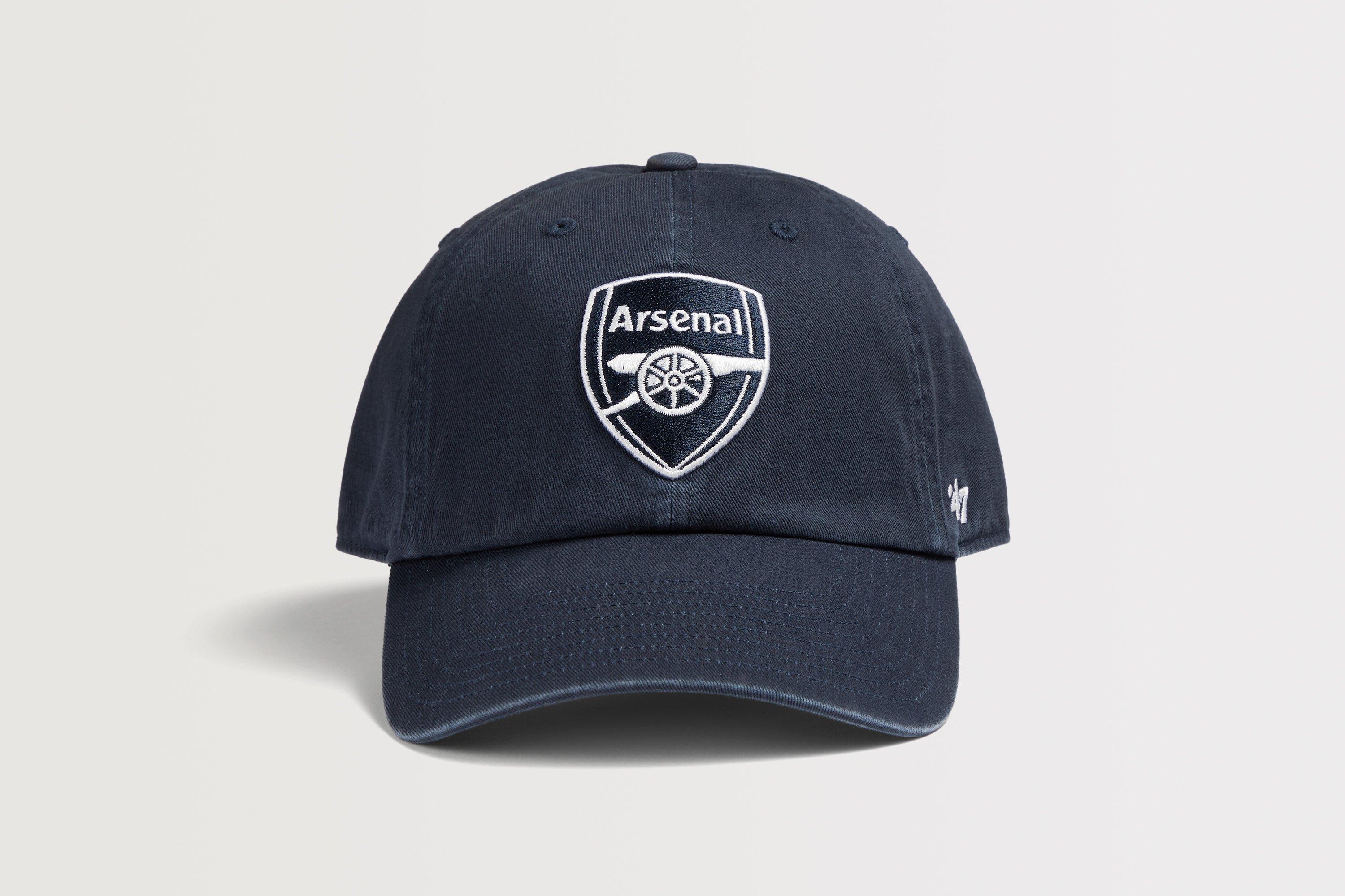 Arsenal 47 Essentials Navy Crest Cap | Official Online Store