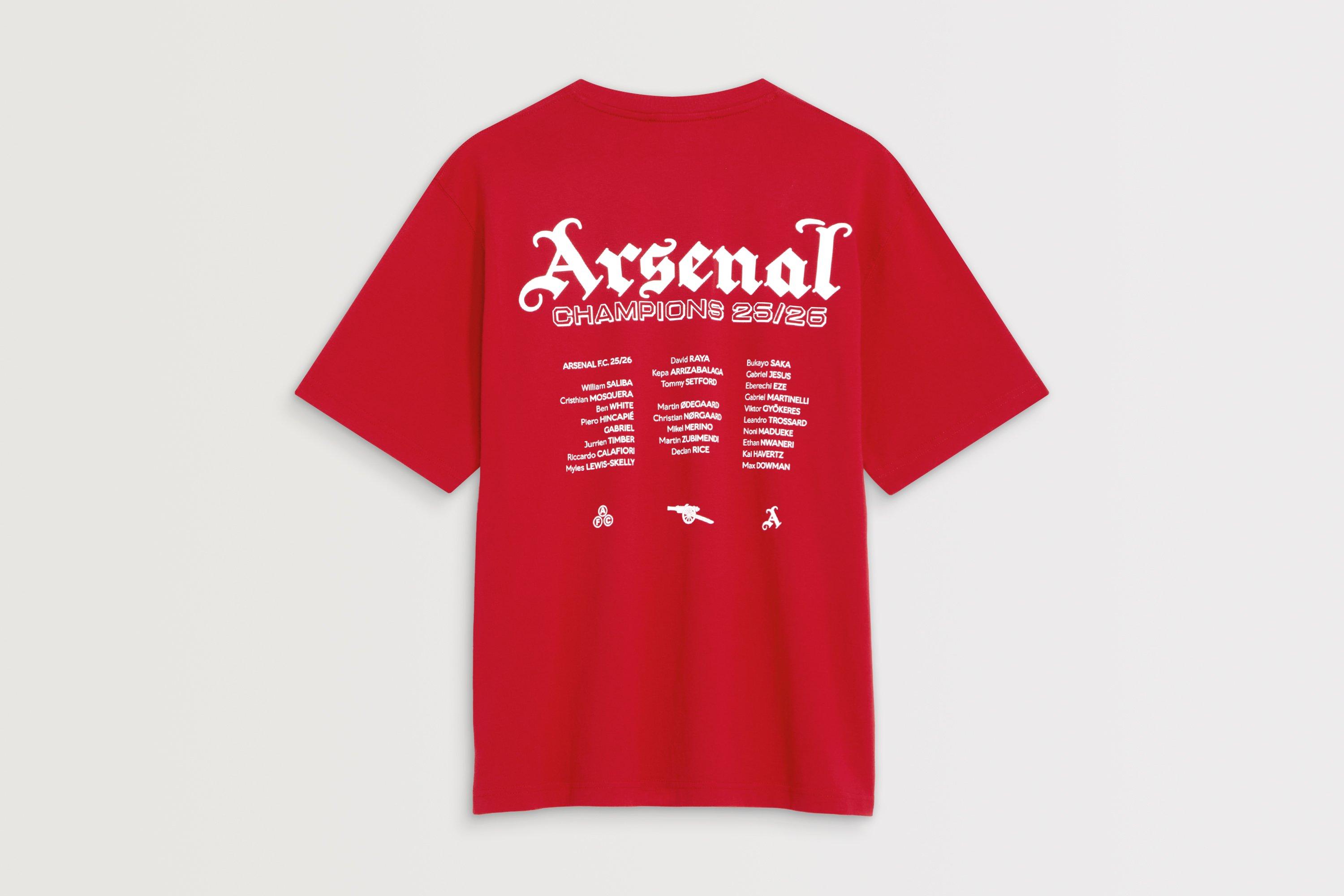 並行輸入品　新品Arsenal 25/26 Champions Tシャツ Arsenal Champions Squad 25/26 Crew T-Shirt | Official Online Store