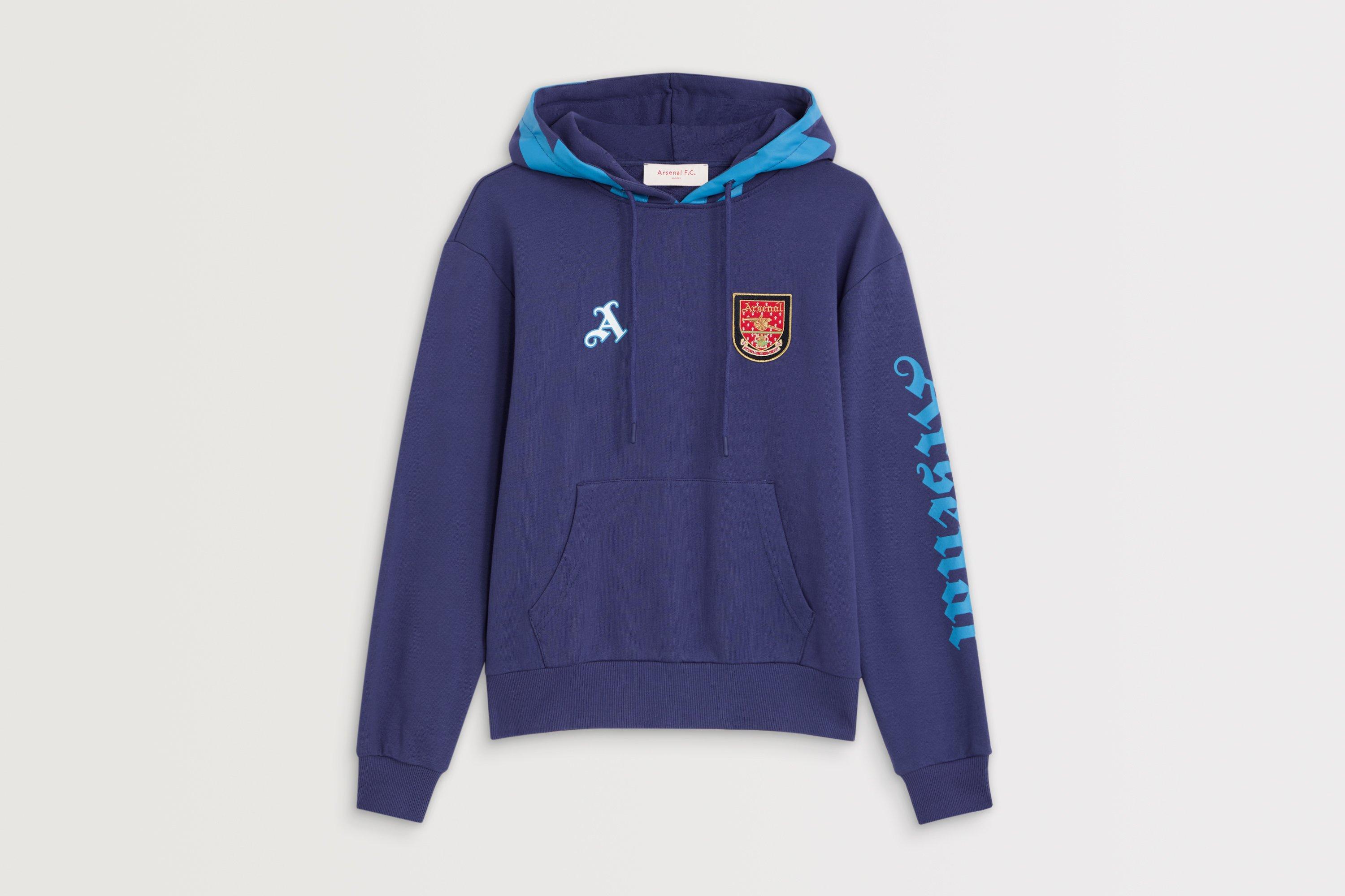 Sweatshirts & Hoodies