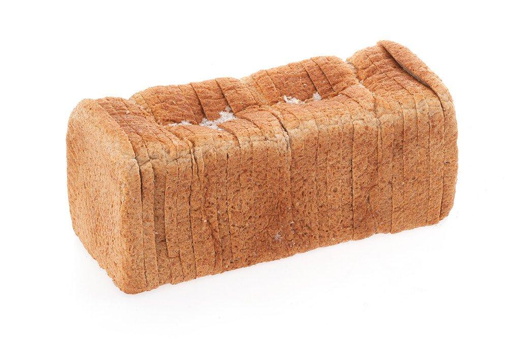 Brakes Essentials Medium Square Sliced Wholemeal Loaves