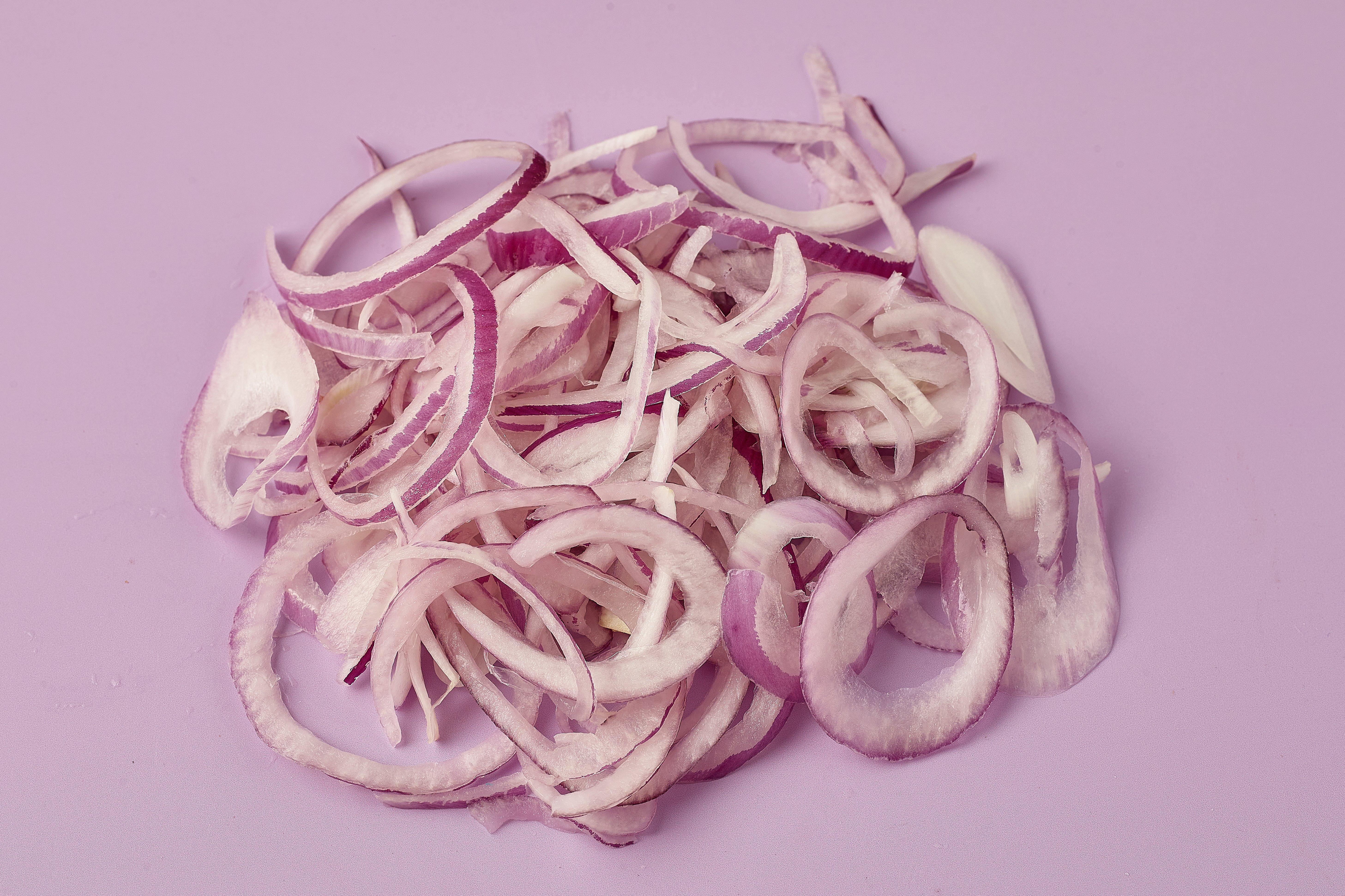 Sliced Red Onions