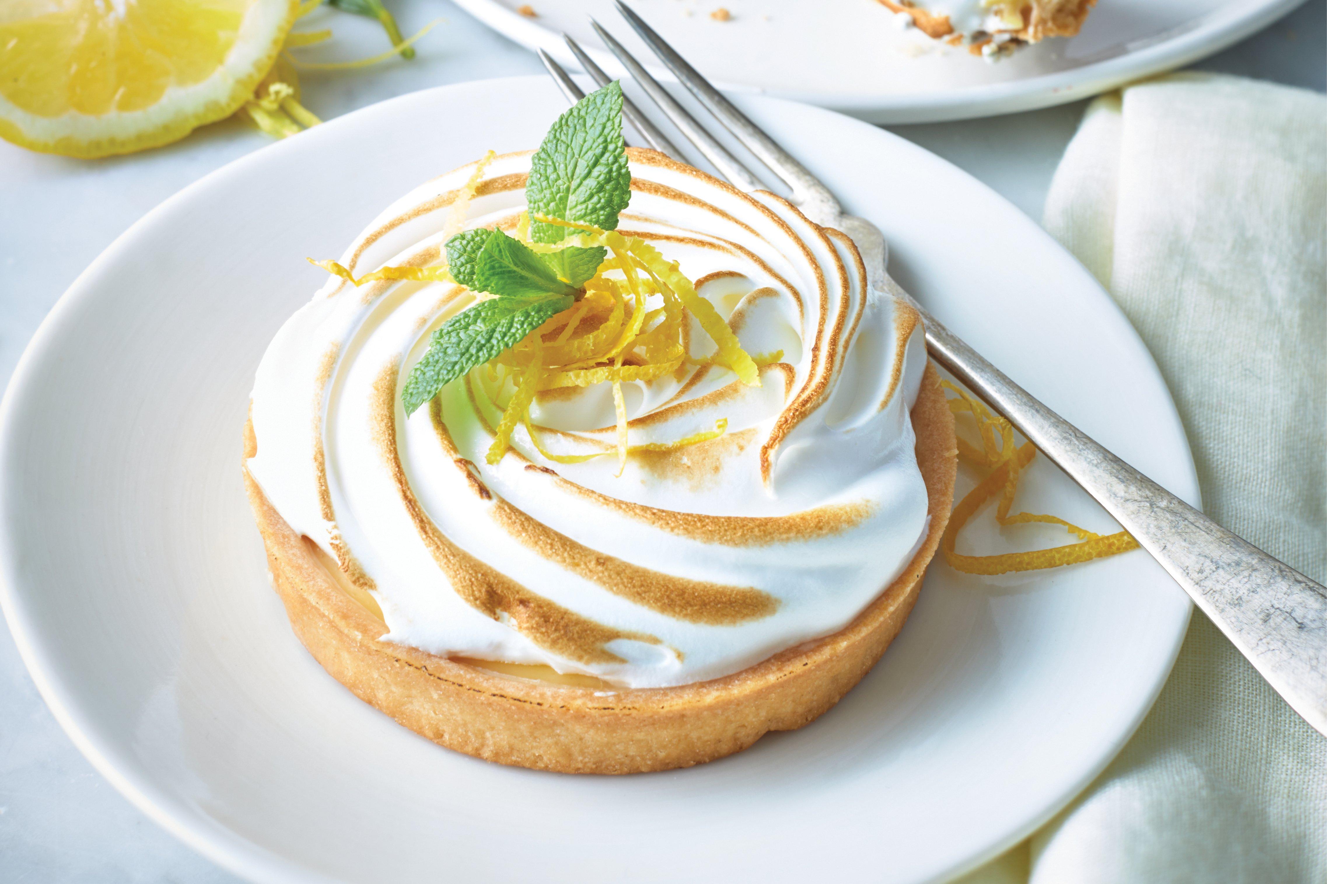 Symphonie Pasquier Lemon Meringue Tartelettes