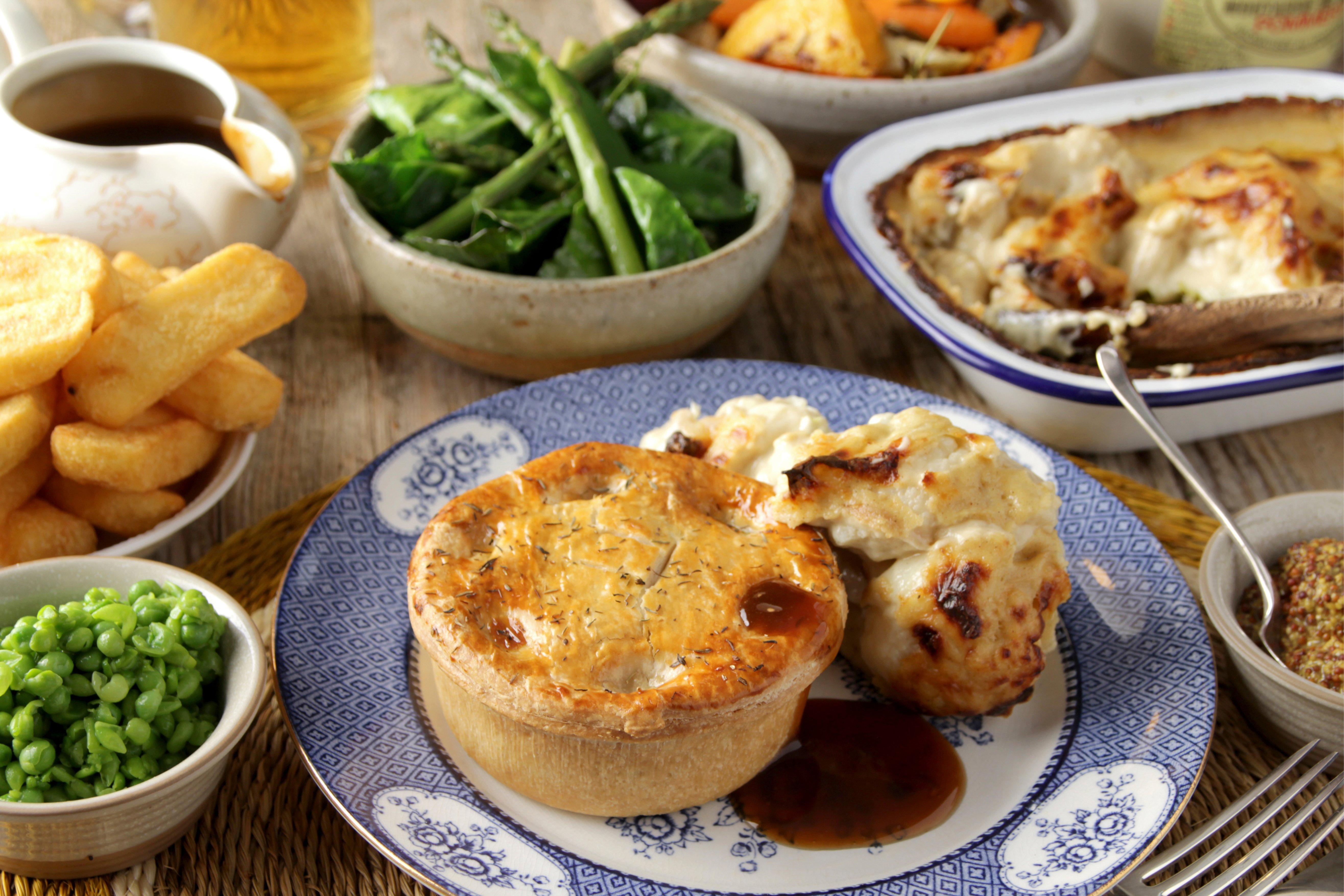 Tom's Pies Cheese & Onion Pie