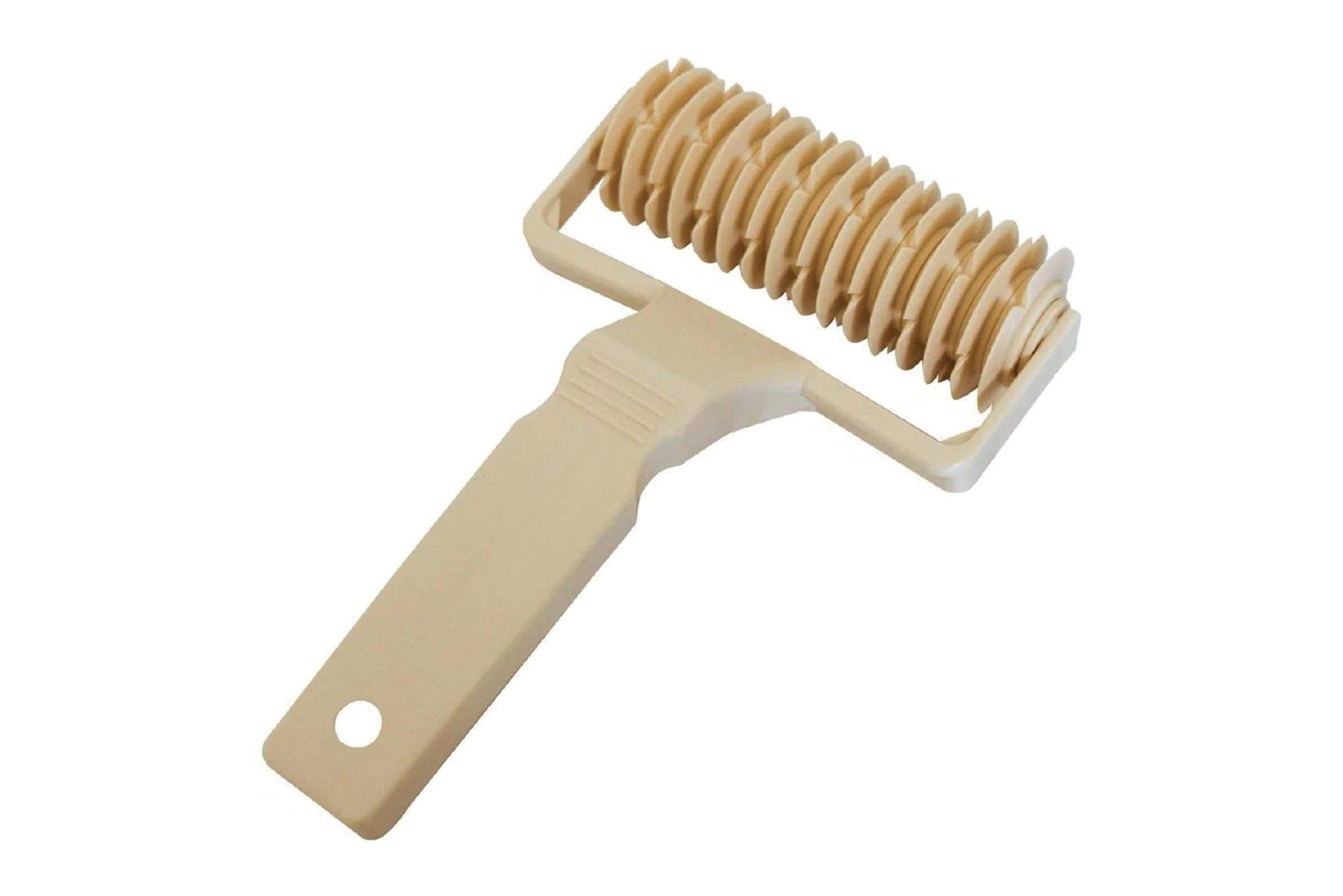 Plastic Lattice Cutter