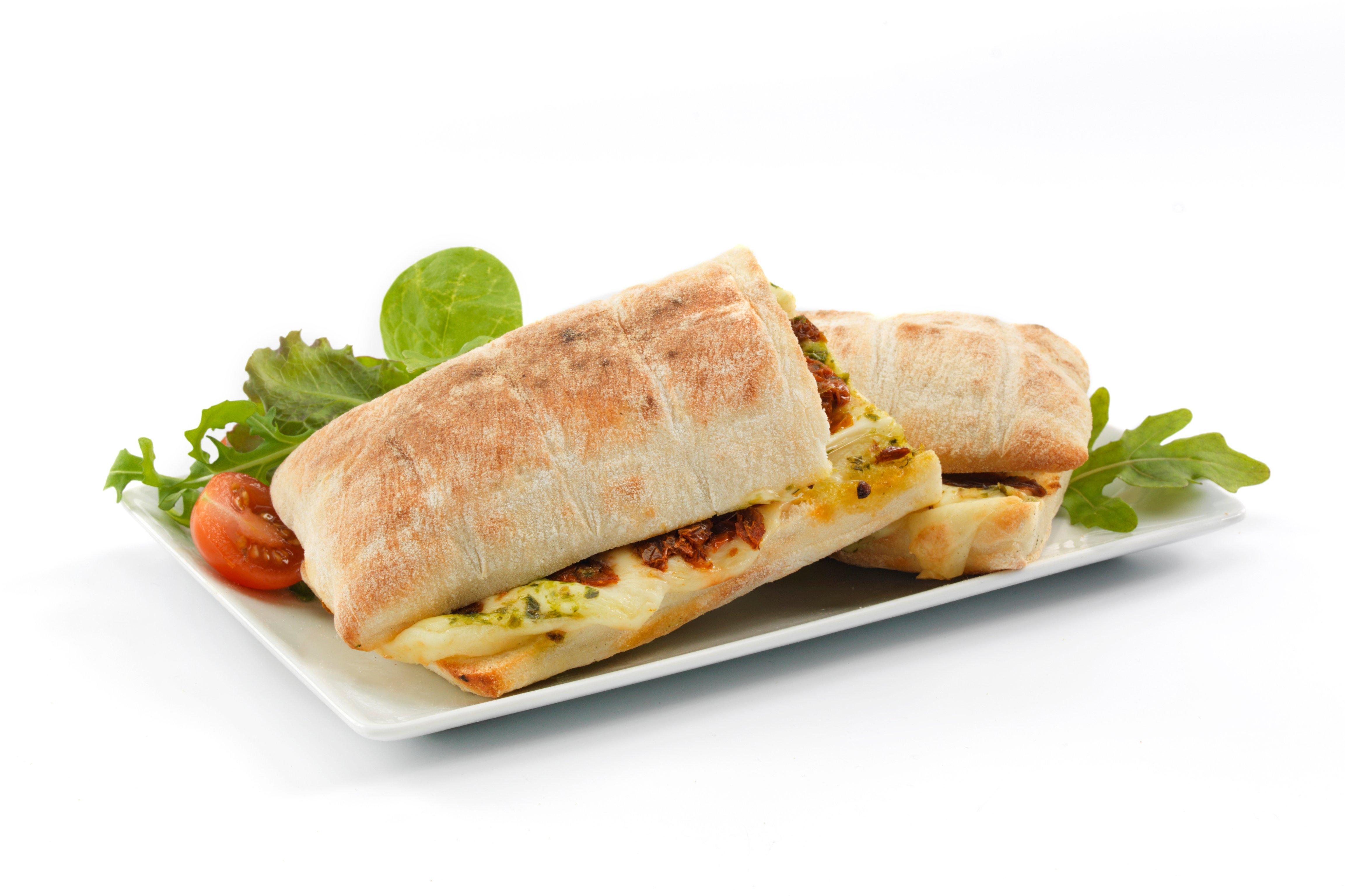 D&CO Kitchen Mozzarella, Pesto & Sundried Tomato Flatbread