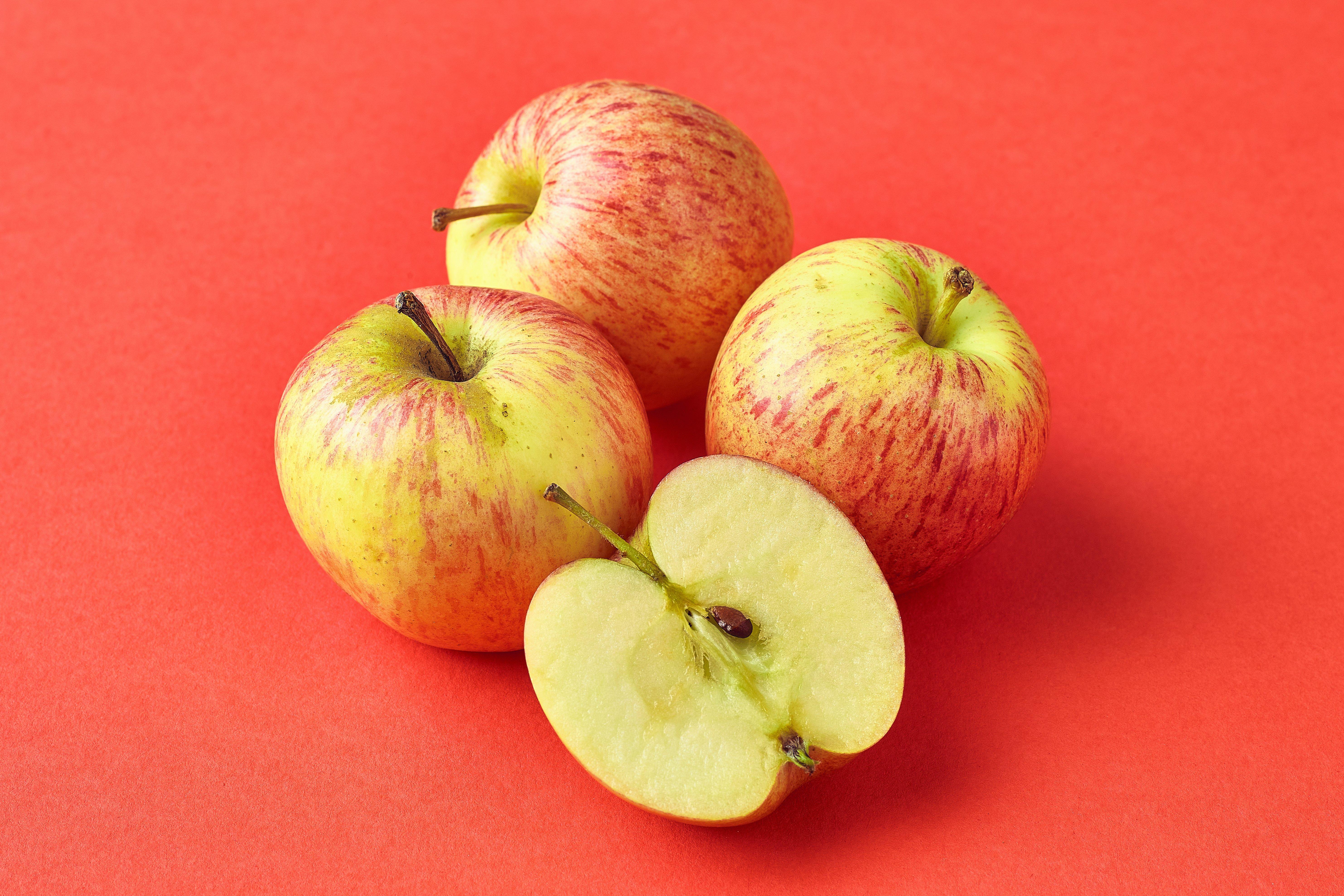 British Bi Colour Apples