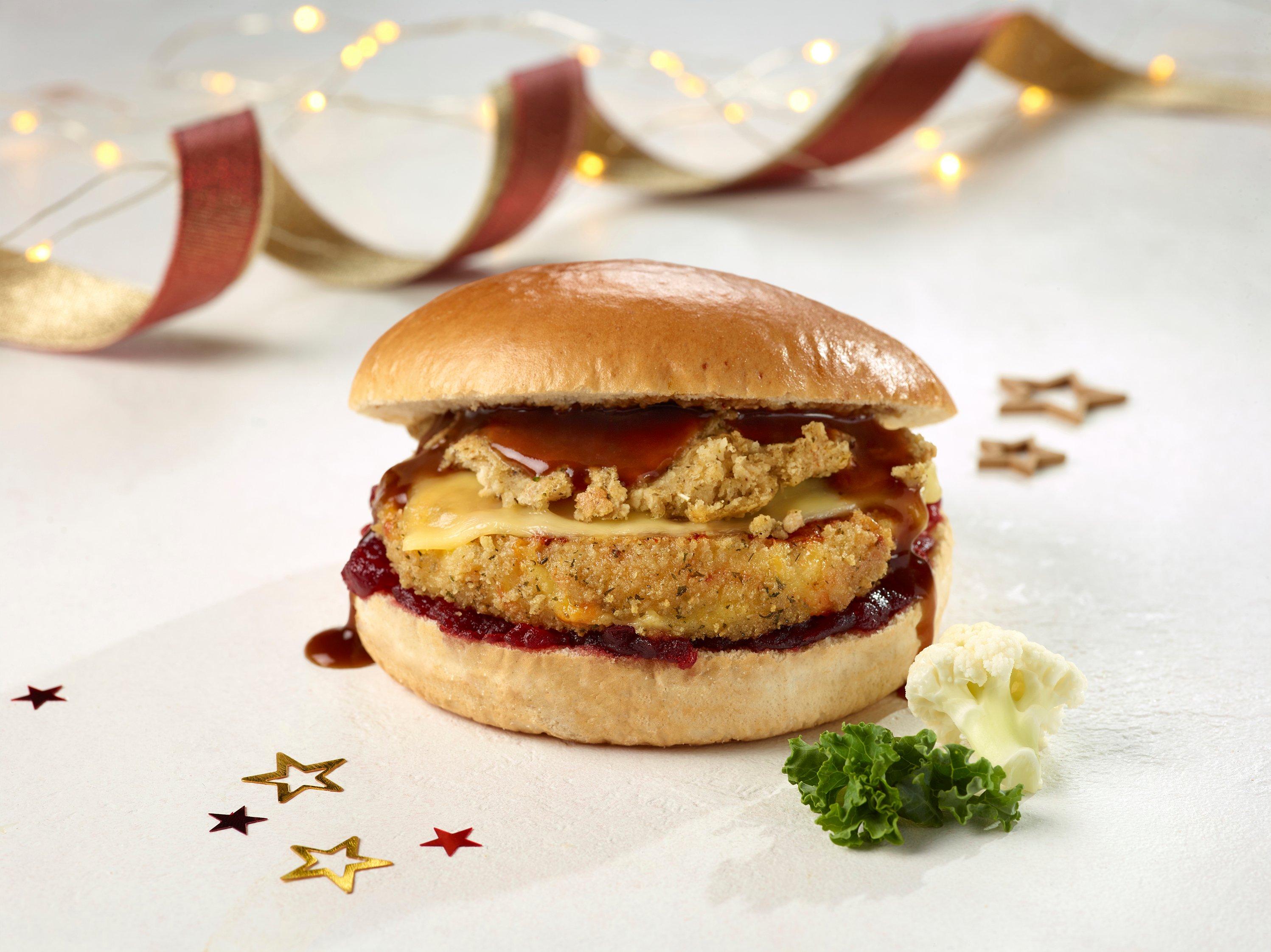 Christmas Cauliflower, Kale & Cheddar Burger