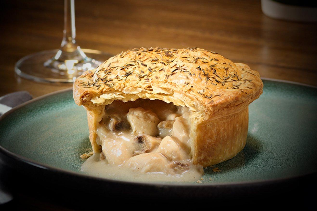 Pukka Pies Gastro Chicken & Mushroom Pies